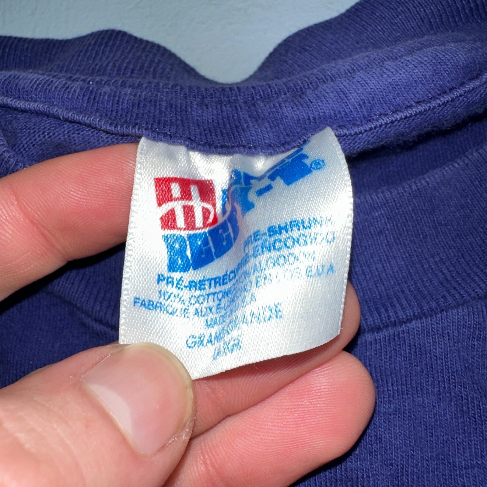 Mountain Ski Shasta VTG T Shirt Blood Center Medical Fun Graphic 90s Hanes Beefy