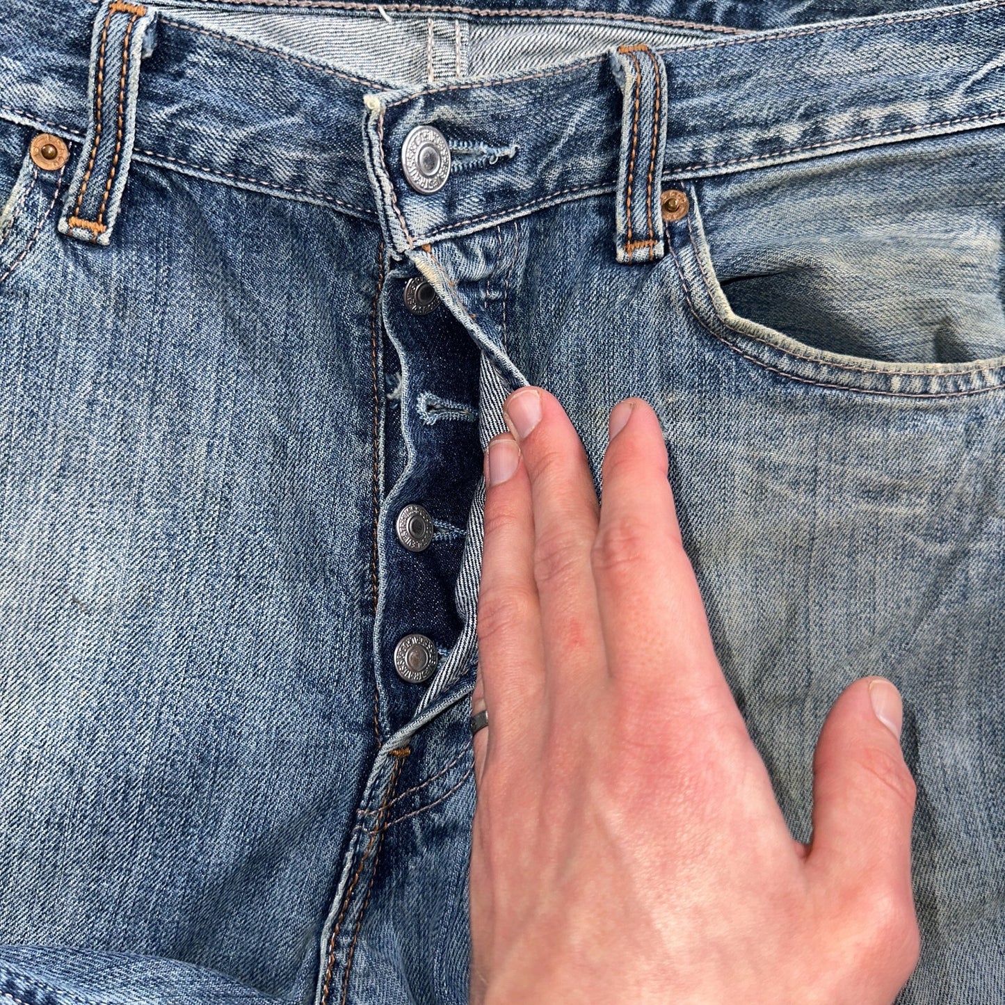 Levis 501 Vintage Y2K XX Straight Leg Jeans Blue Med Wash 33x32 Act 33x30