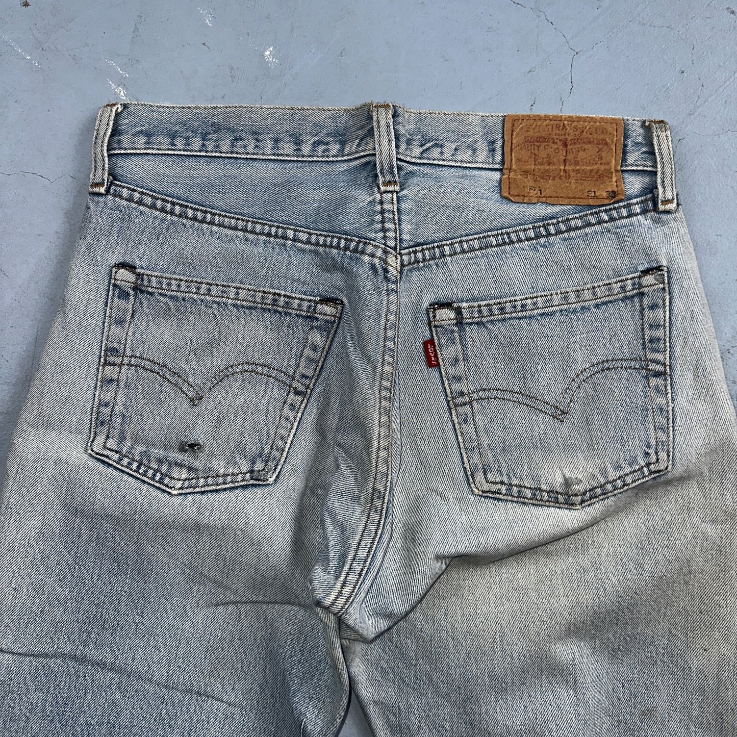 Levis 501 Vintage 80s Redline Selvedge USA XX Jeans Light Wash 1980s Act 30x26