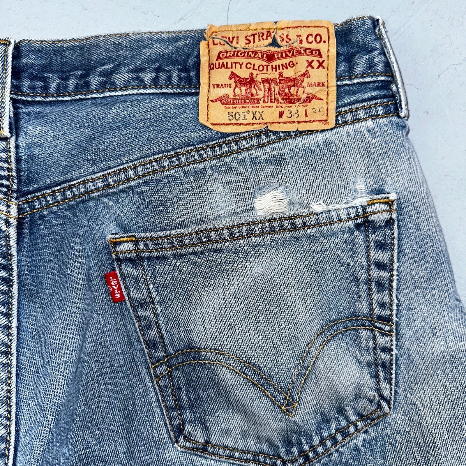 Levis 501 Vintage Y2K 90s XX Straight Leg Jeans Blue Med Wash 38x36 Act 35x31