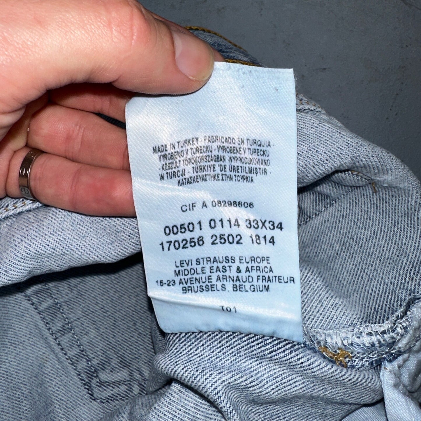 Levis 501 Vintage Y2K XX Straight Leg Jeans 33x34 Light Wash 2000s Act 31x32