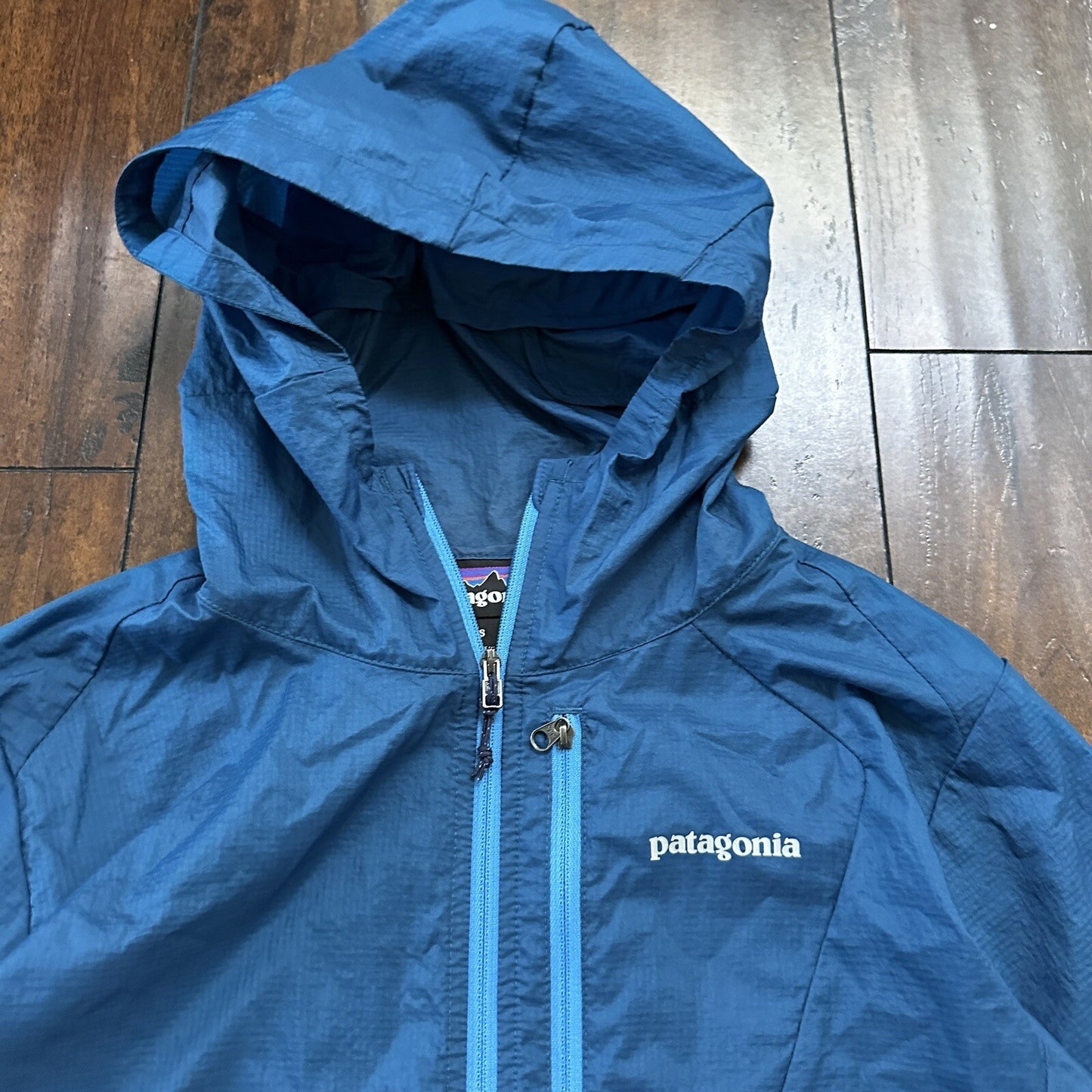 Patagonia Womens Blue Levitation Hoody Slim Fit in Size S
