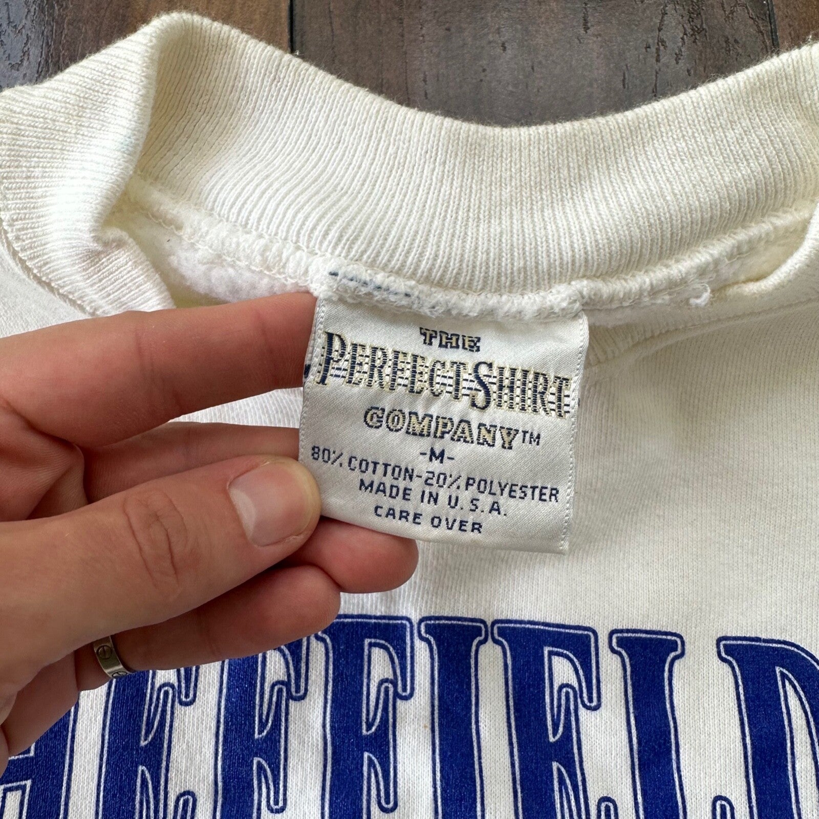 Sheffield Tavern Vintage Sweatshirt Crewneck 90s Alcohol Drinking Oxford England