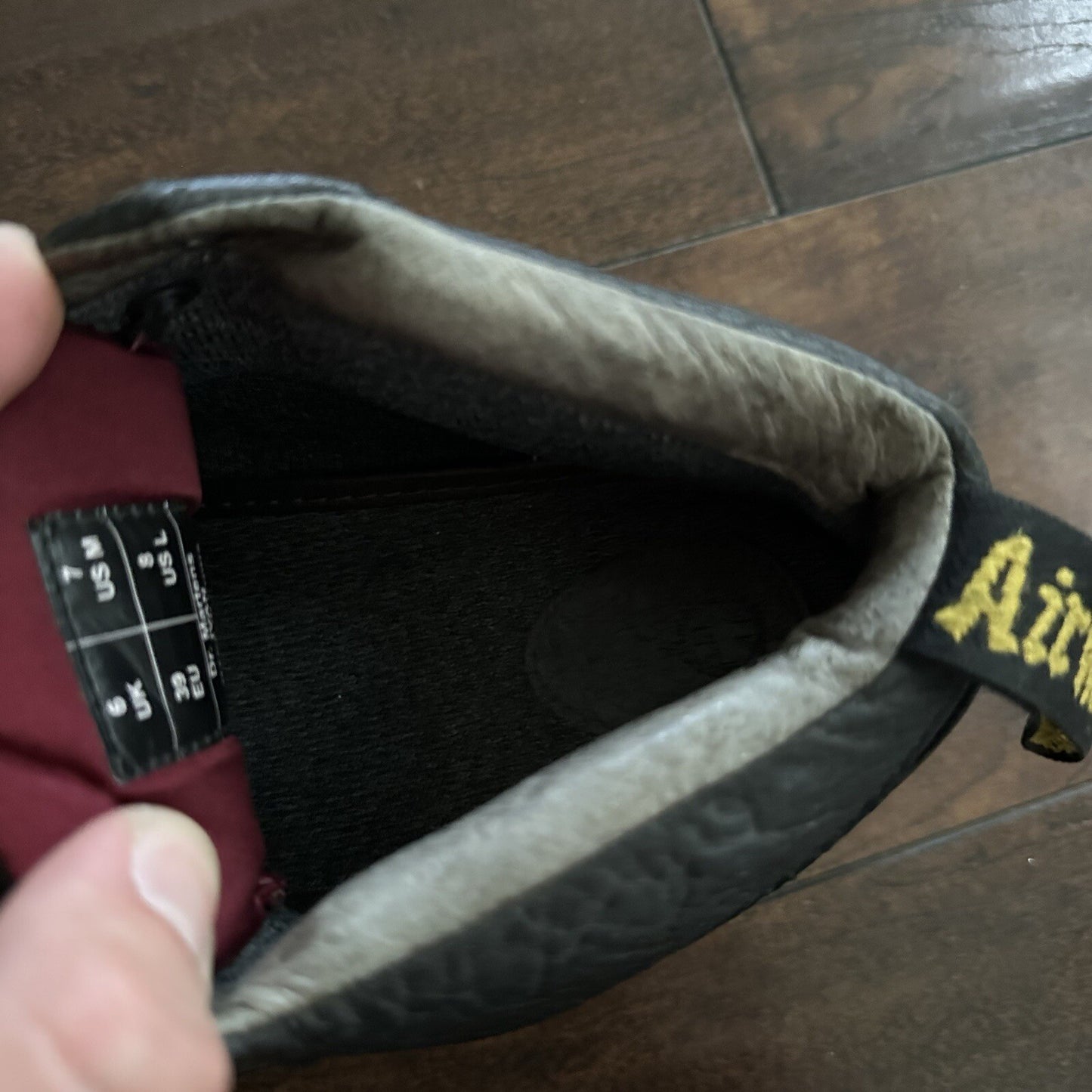 Dr. Martens Size 7 Black Reeder Low Top Work Shoes Air Wair AW004 Leather Tie