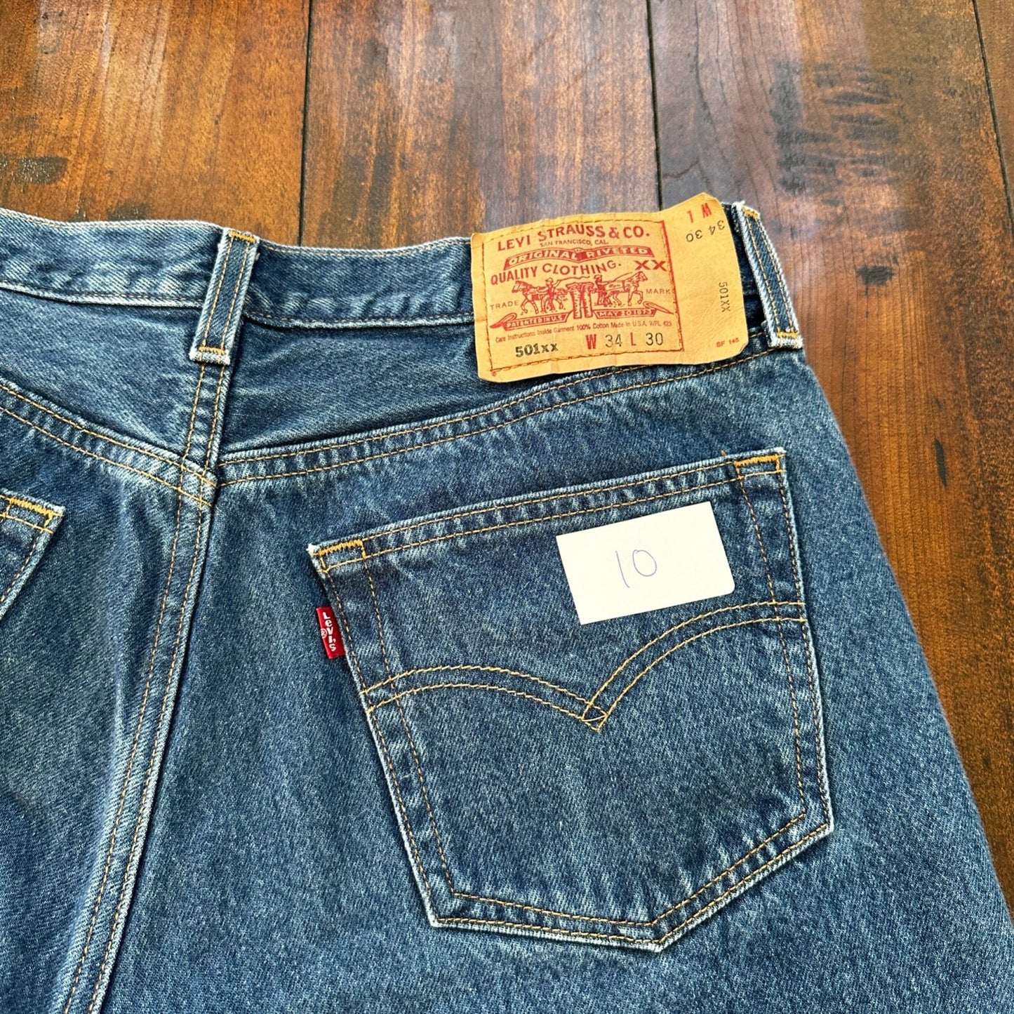 VTG Levis 501 XX Button Fly 90s USA Jeans Denim Straight Capri 34x30 Act 31x25
