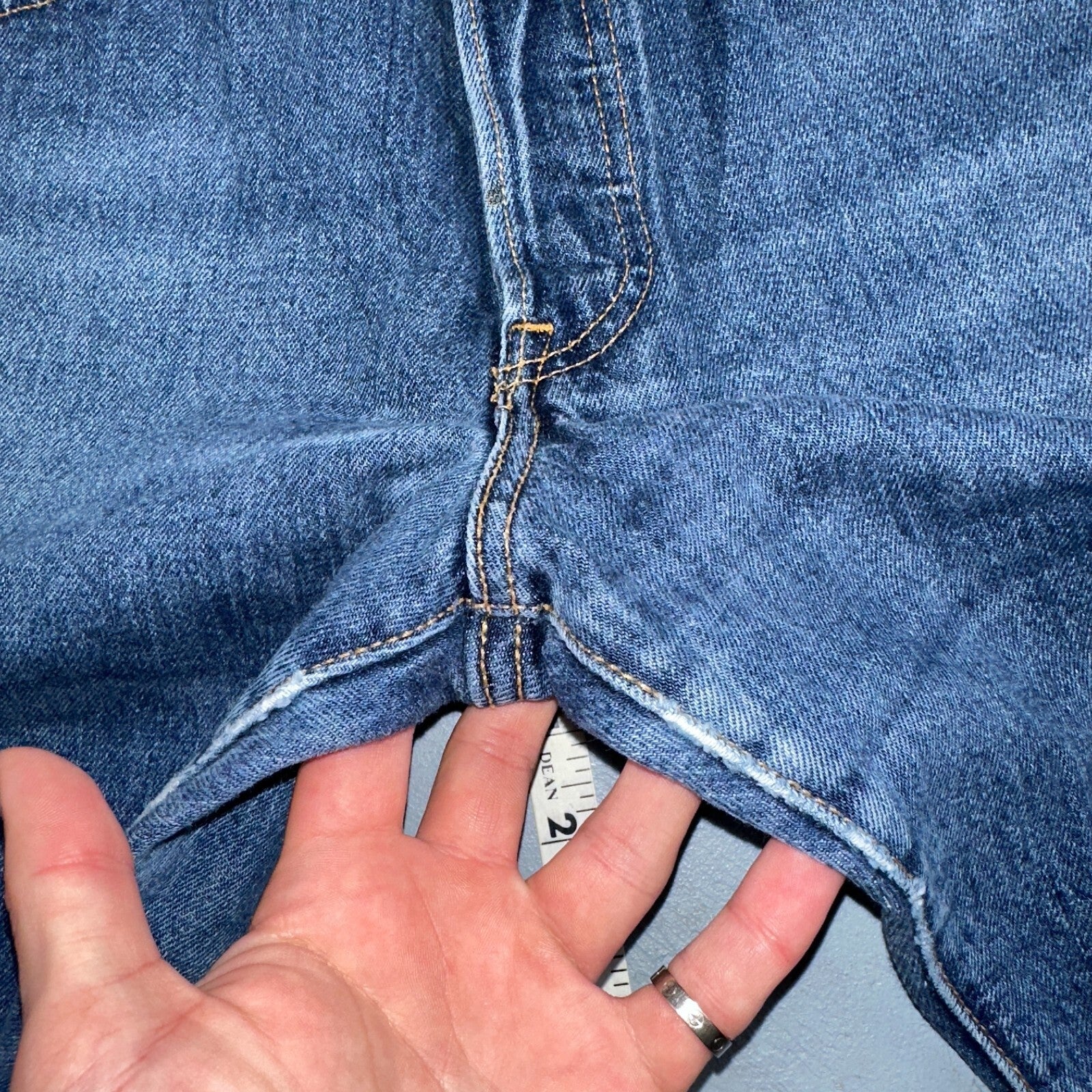 Levis 501 Vintage 90s XX Straight Leg Jeans Y2K Med Wash 33x32 Act 32x31