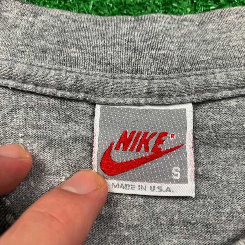 Nike Vintage T Shirt USA Rare Music Band Force Robinson Air Jordan AOP Gray