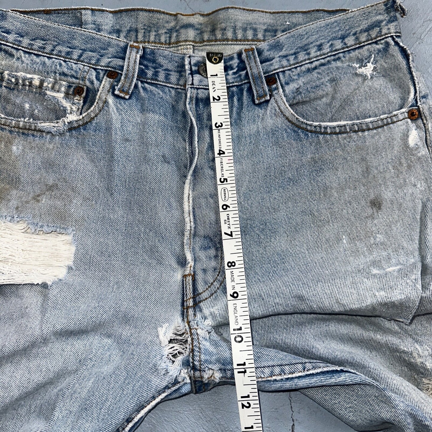 Levis 501 Vintage 80s USA XX Straight Leg Jeans Blue Light Wash Torn Act 32x33