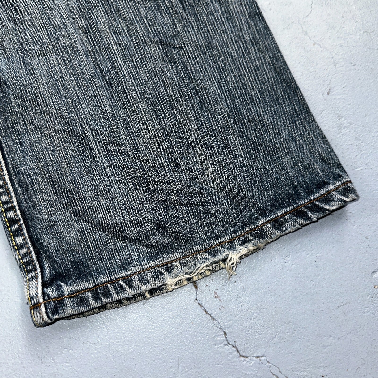 Levis 501 Vintage Y2K XX Straight Leg Jeans Blue Med Wash 34x34 Act 34x32