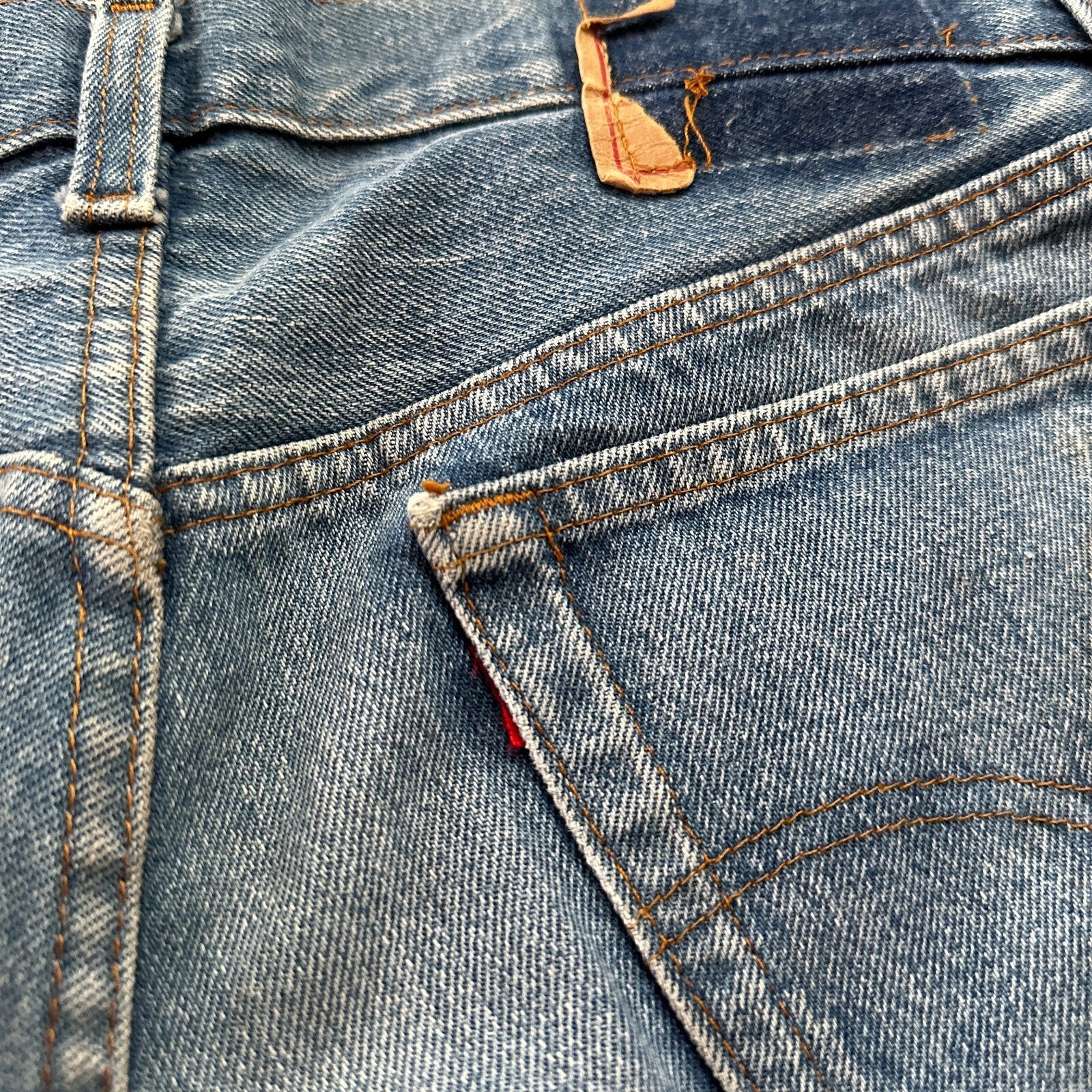 VTG USA Levis 501 Button Fly 80s Tag Jeans 32x27 Straight Leg Thrashed Ripped