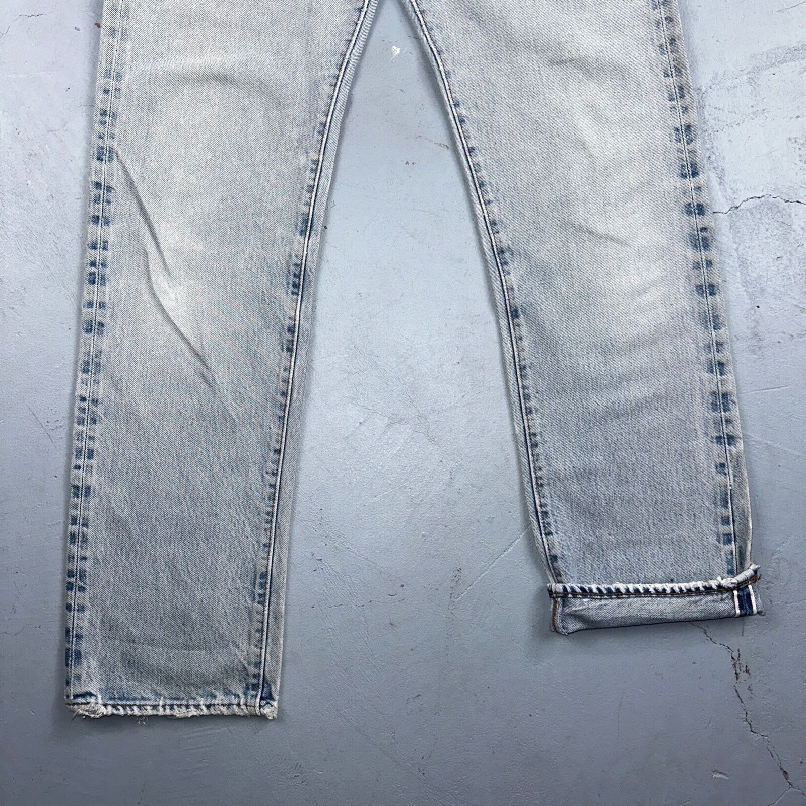 Levis 501 Vintage 80s Redline Selvedge USA XX Jeans Light Wash 66 Act 28x31