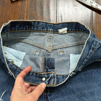 Levis Women Jeans 14 Reg M Blue VTG 550 Relaxed Fit Tapered Blue Wash 31x30