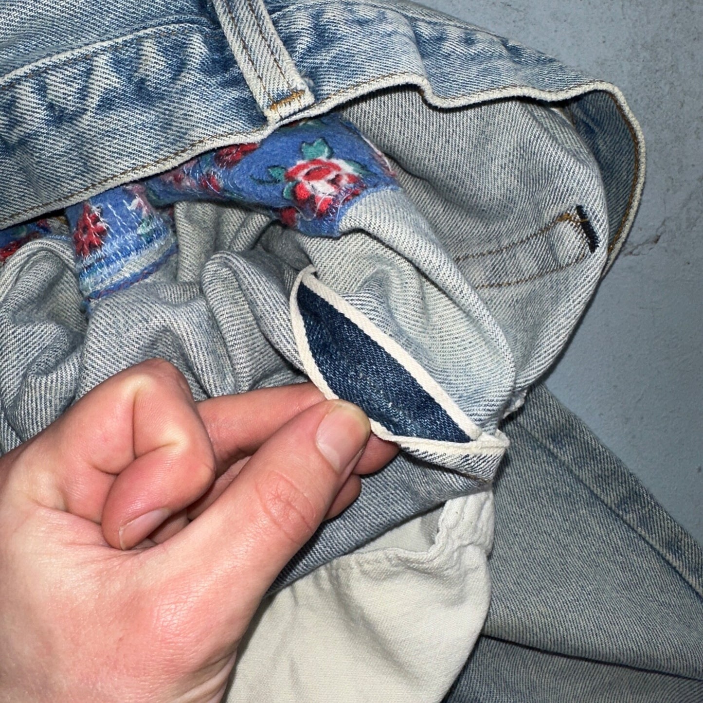 Levis 501 Vintage 80s Redline Selvedge USA XX Jeans Light Wash Skinny Act 29x32