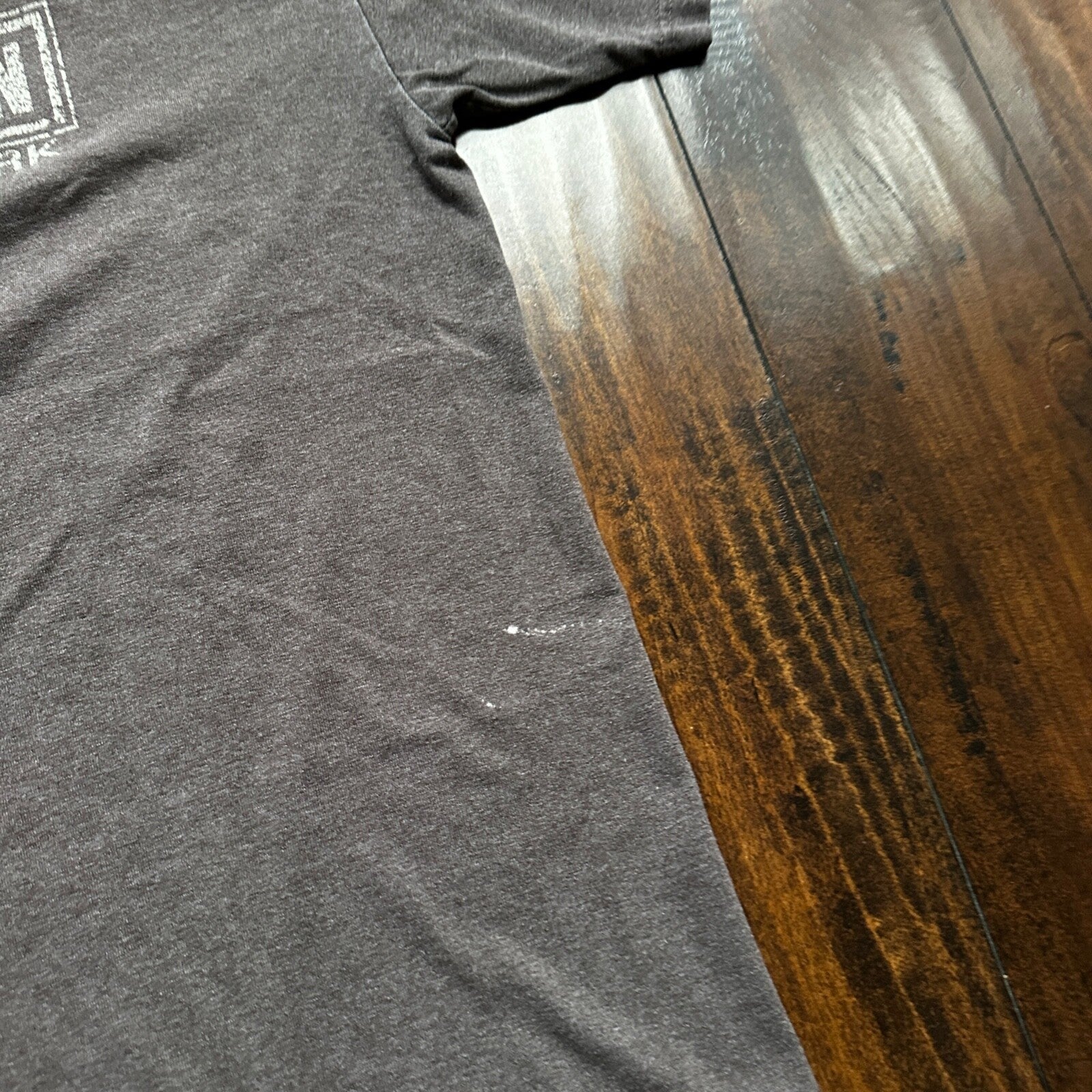 Harley Davidson USA Motorcycle Vintage Style T Shirt Kauai Hawaii Skulls