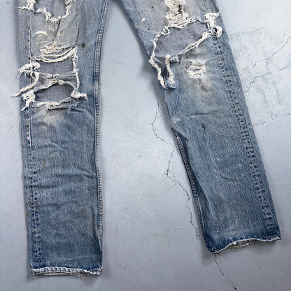 Levis 501 Vintage 80s USA XX Straight Leg Jeans Blue Thrashed 33x38 Act 31x33