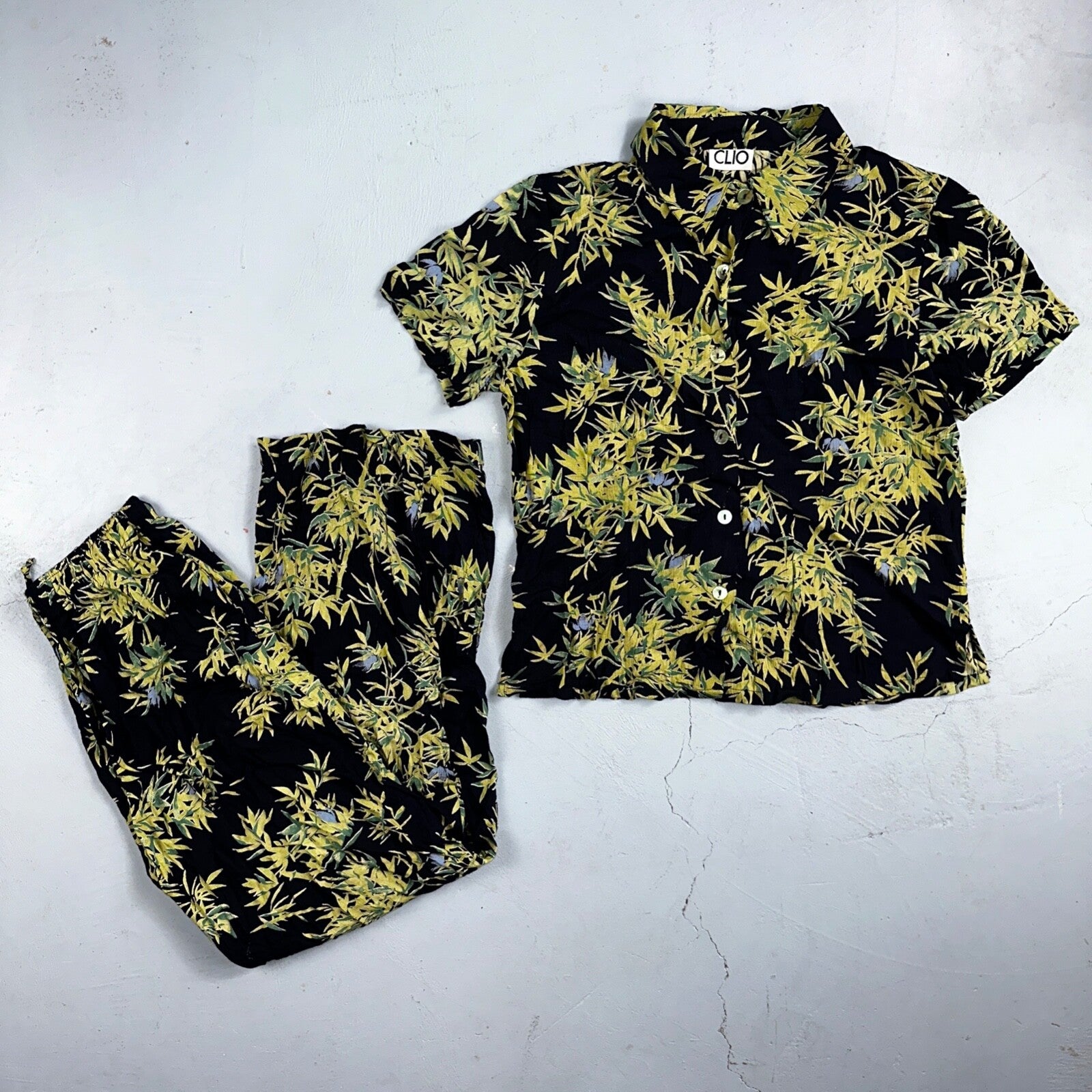 Clio VTG 2 Piece Set Blouse Shirt Pants Rayon Hawaiian Floral Boho Chic 1980s