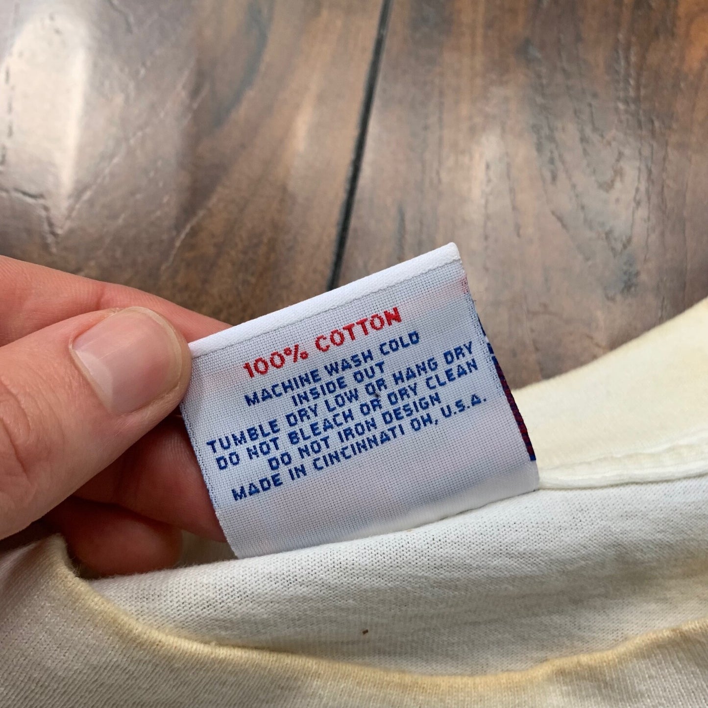 Golf International Vintage T Shirt Tiger Woods Sports Grass USA Flags Rap Blank