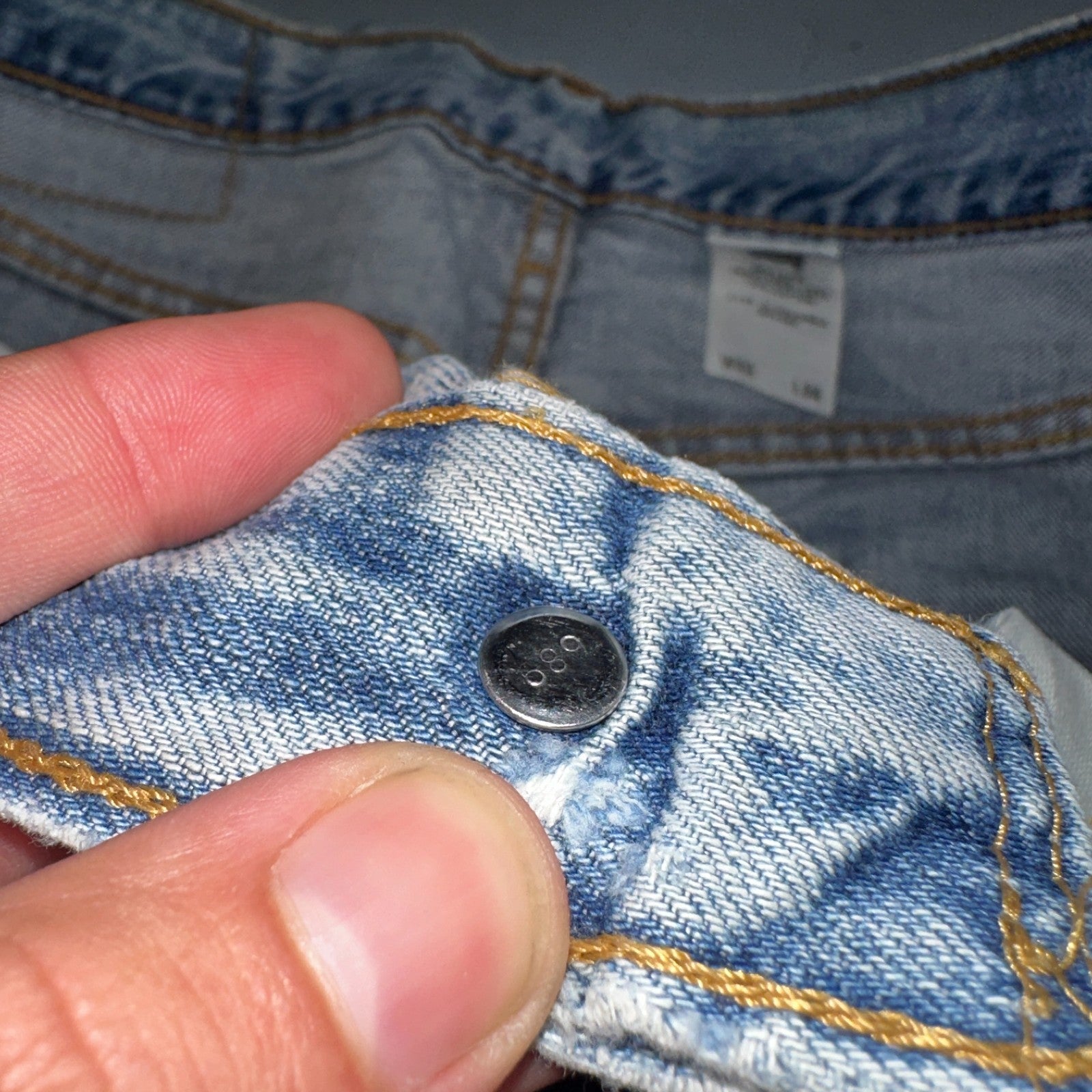 Levis 501 Vintage Y2K 90s XX Straight Leg Jeans Blue Light Wash 33x34 Act 33x30