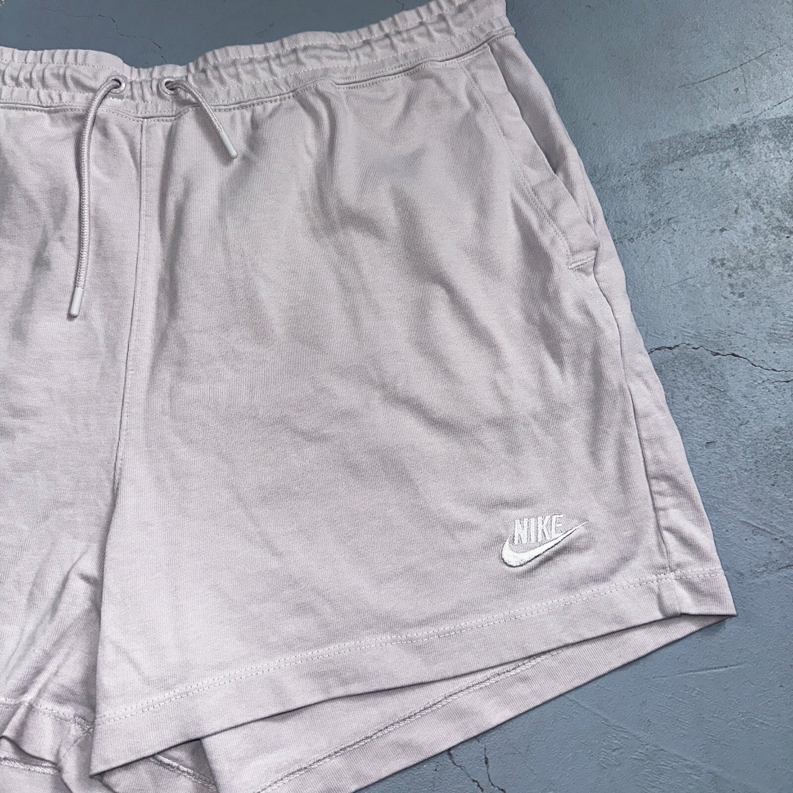 Nike Sportswear Shorts Womens XL Light Purple Drawstring Waist Athletic Lounge