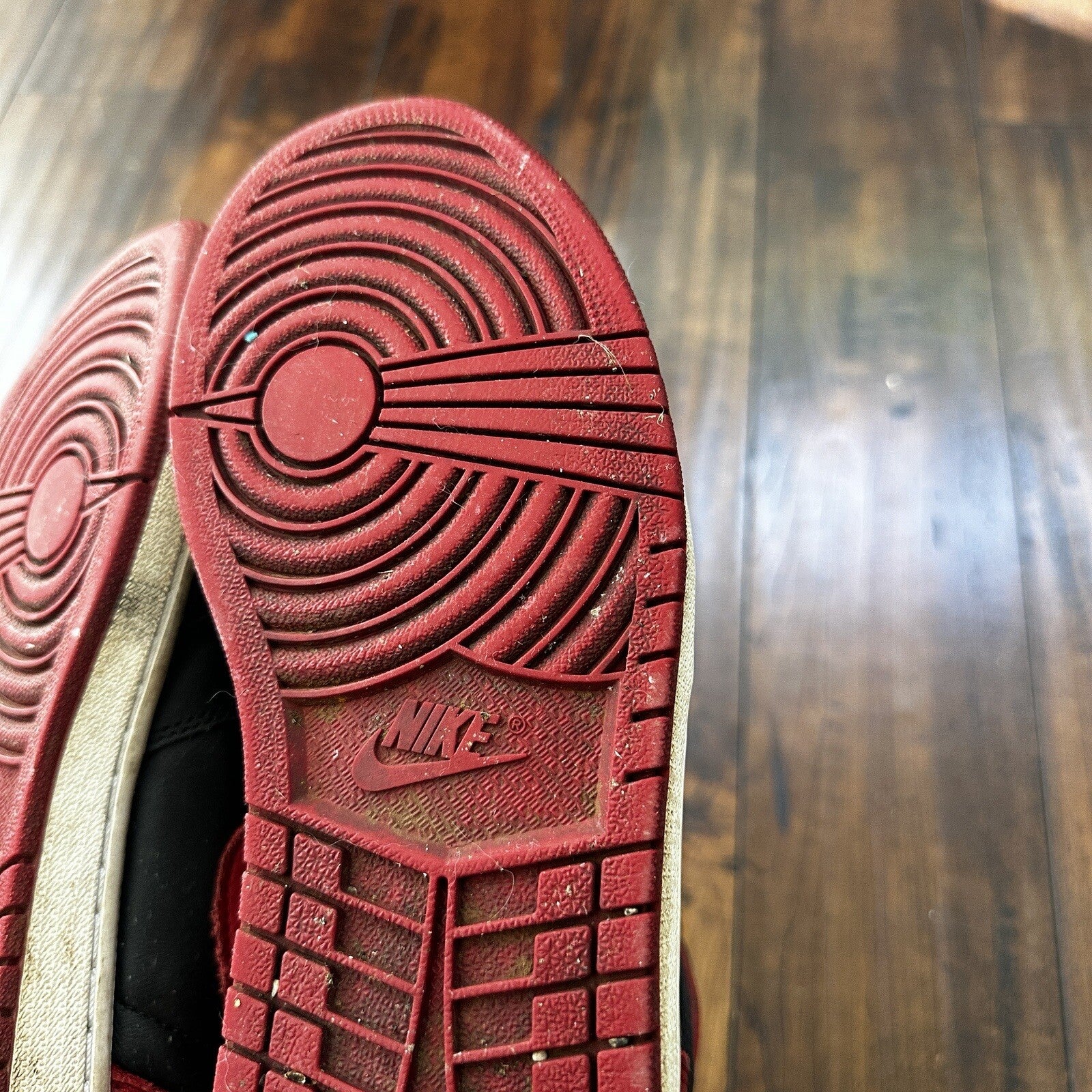 Size 8 - Jordan 1 Retro OG High Banned, Bred 2016 - 555088-001 No Box