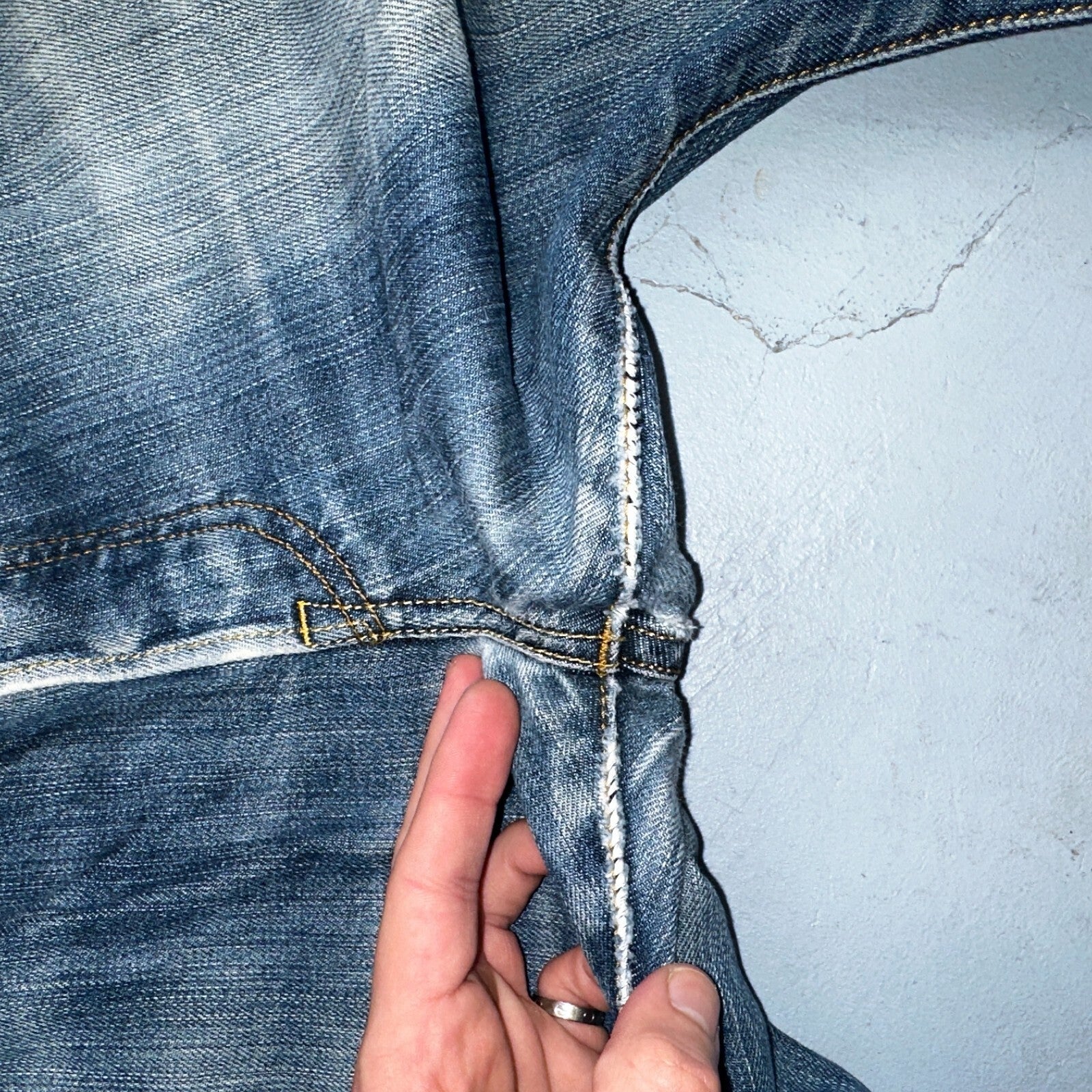 Levis 501 Y2K XX Straight Leg Jeans Blue VTG Med Wash 33x34 Act 31x29