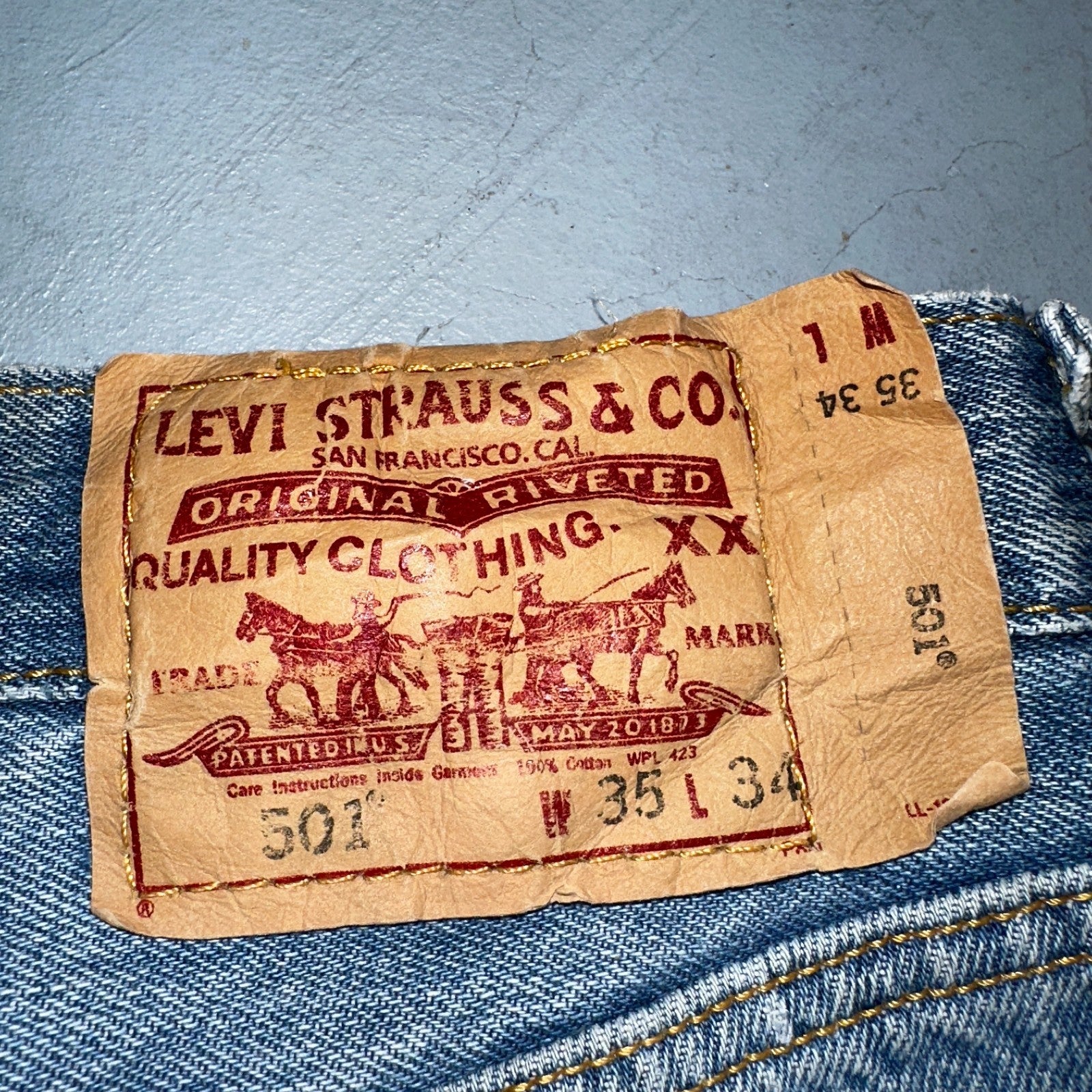 Levis 501 Vintage Y2K XX Straight Leg Jeans Blue Light Wash 35x34 Act 34x34