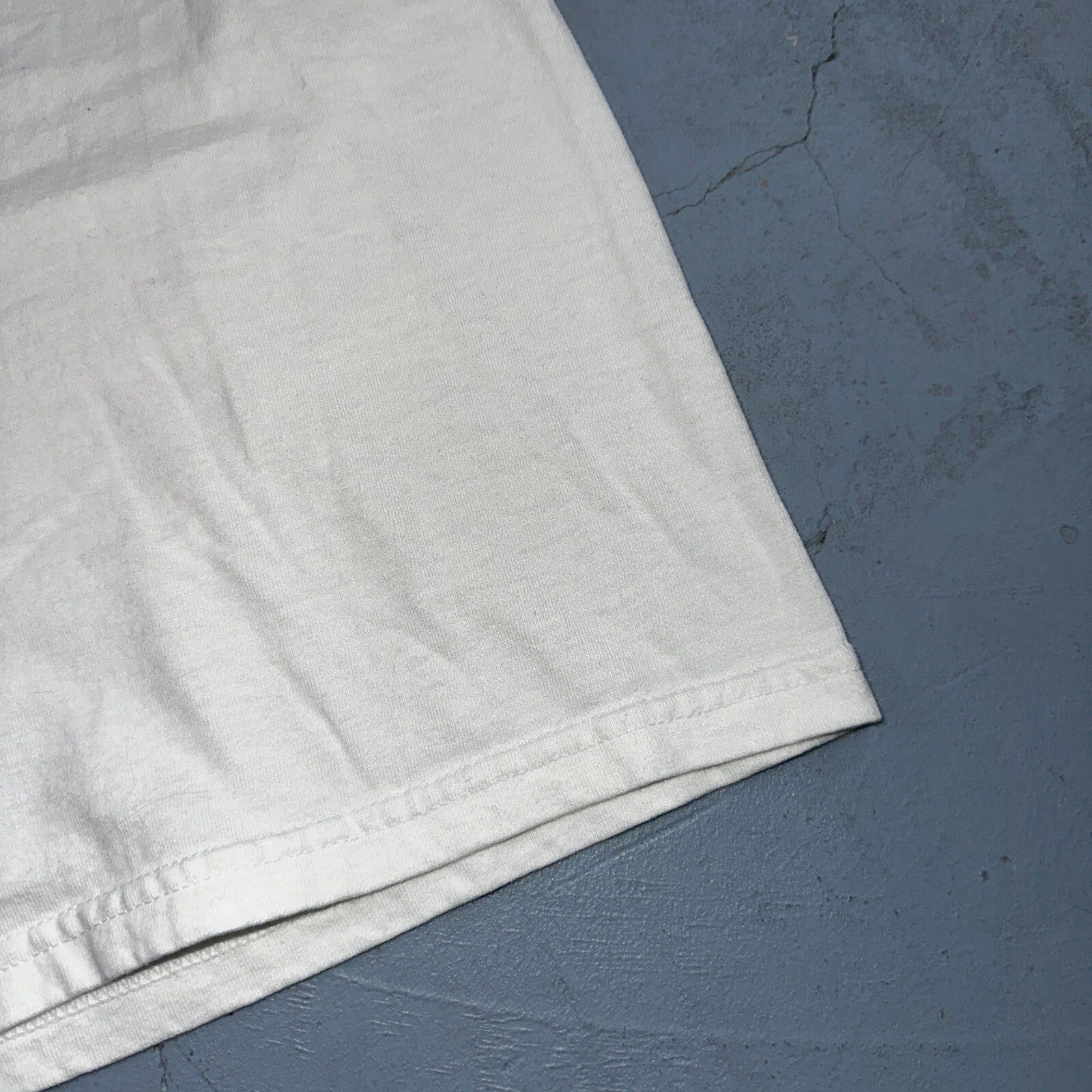 Iowa Hawkeyes Volleyball VTG T Shirt Camp White Graphic Sports Large Fun