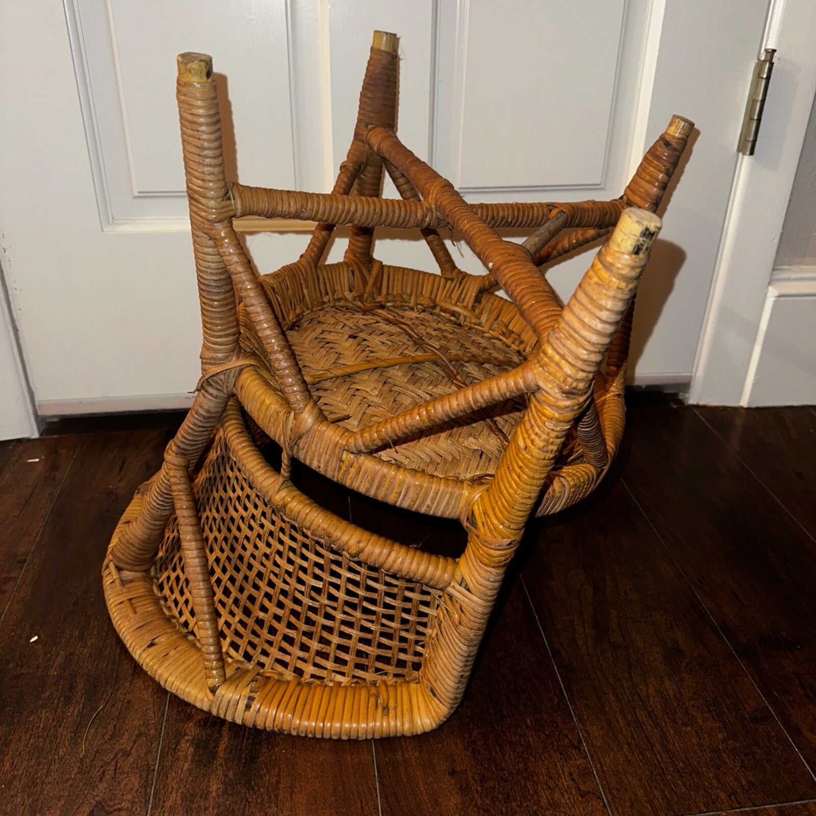 VTG 70s Cane Rattan Wicker Ceylon Natural Cane Seat Kids Chair 1970s Cat Cute