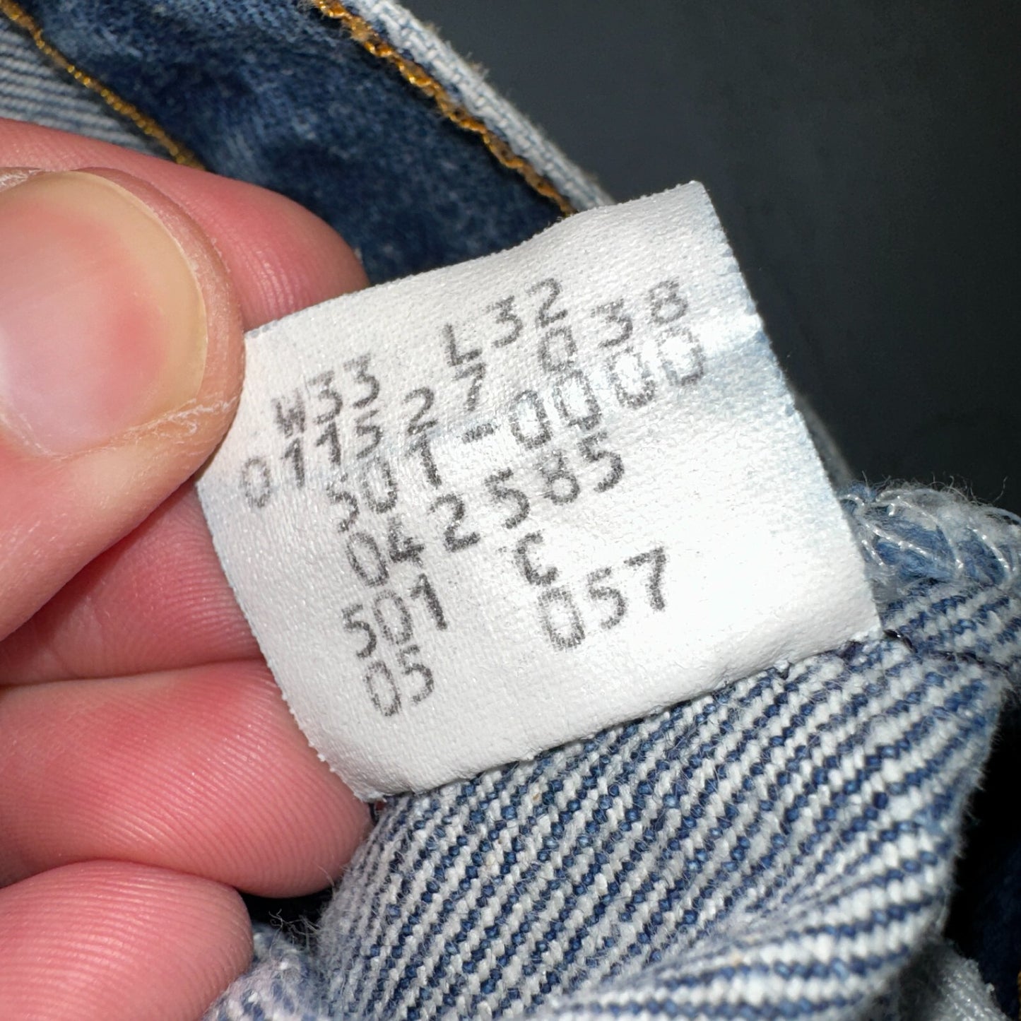 Levis 501 Vintage 80s USA XX Straight Leg Jeans Blue Med Wash 33x32 Act 30x27