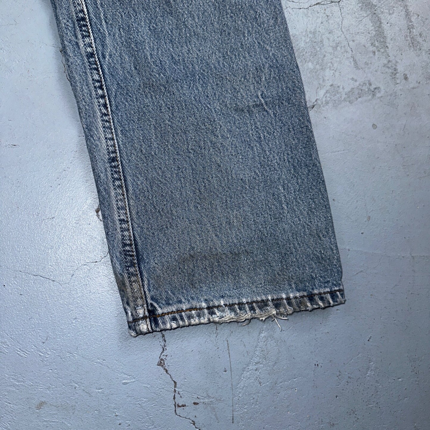 Levis 501 Vintage Y2K XX Straight Leg Jeans 90s Blue Light Wash 33x30 Act 32x28