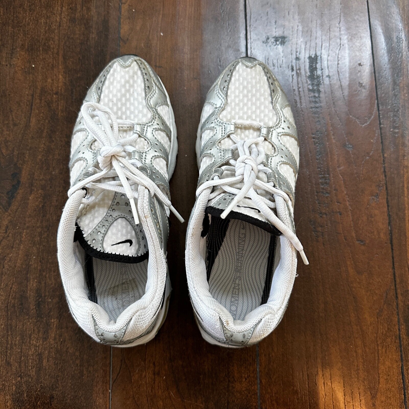 VTG Nike Air Max Womens Athletic Shoes 308677 101 Silver Black White 9.5 Y2K