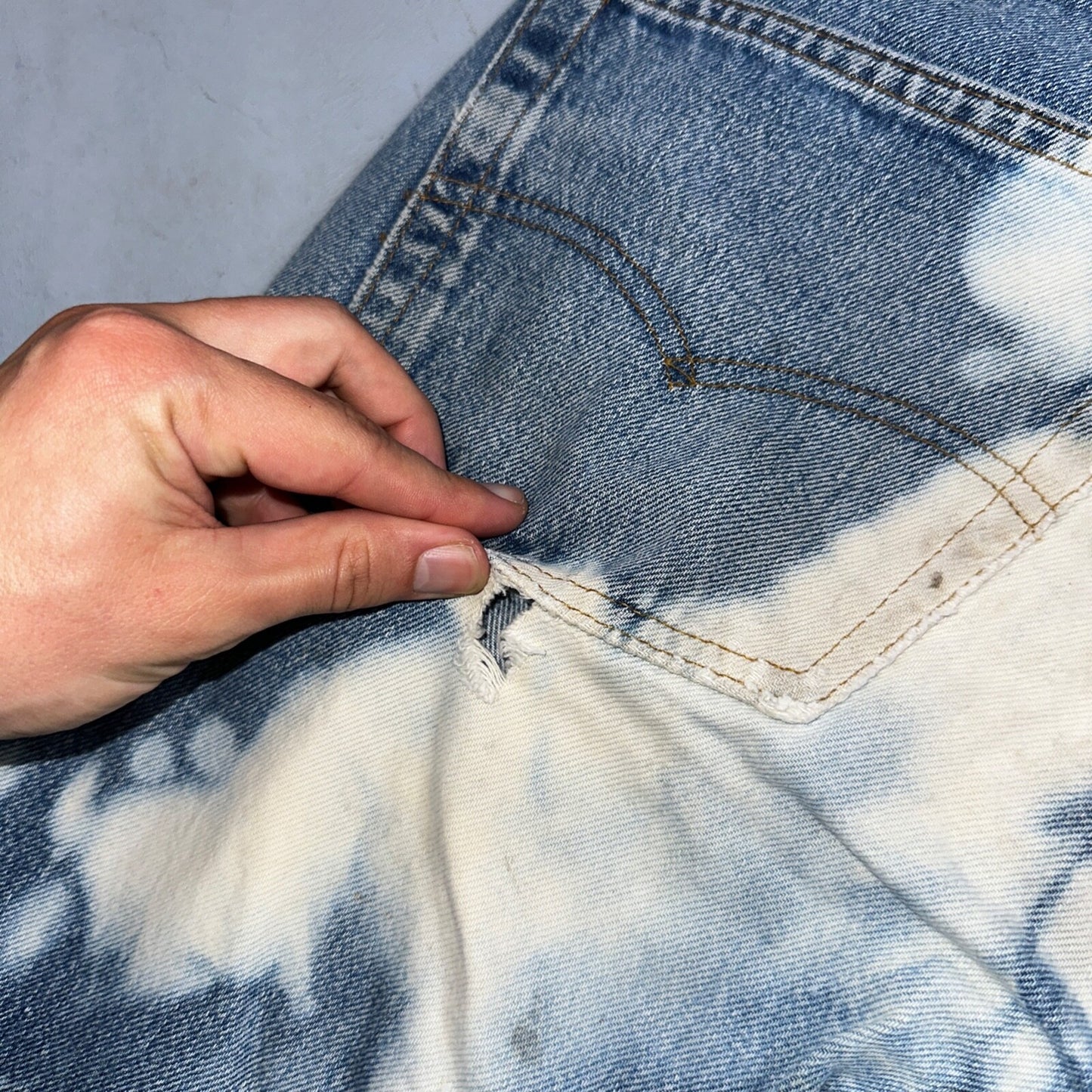 Levis 501 Vintage 80s Redline Selvedge USA XX Jeans Med Wash 35x36 Act 32x32