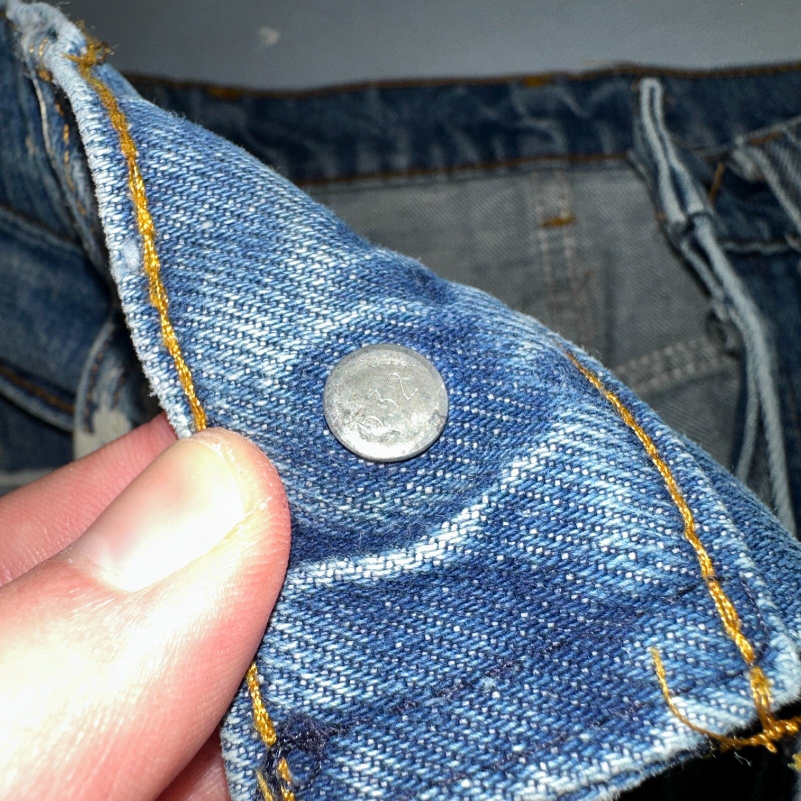 Levis 501 Vintage 80s USA XX Straight Leg Jeans Blue 20502 Paint 34x32 Act 32x30