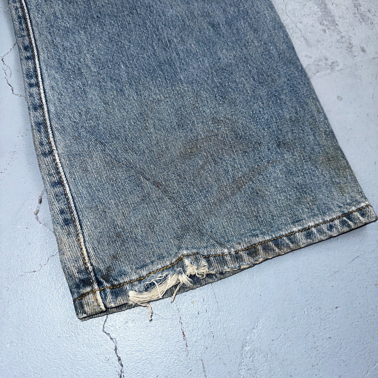 Levis 501 Vintage Y2K XX Straight Leg Jeans 90s Blue Light Wash 38x29 Act 36x27