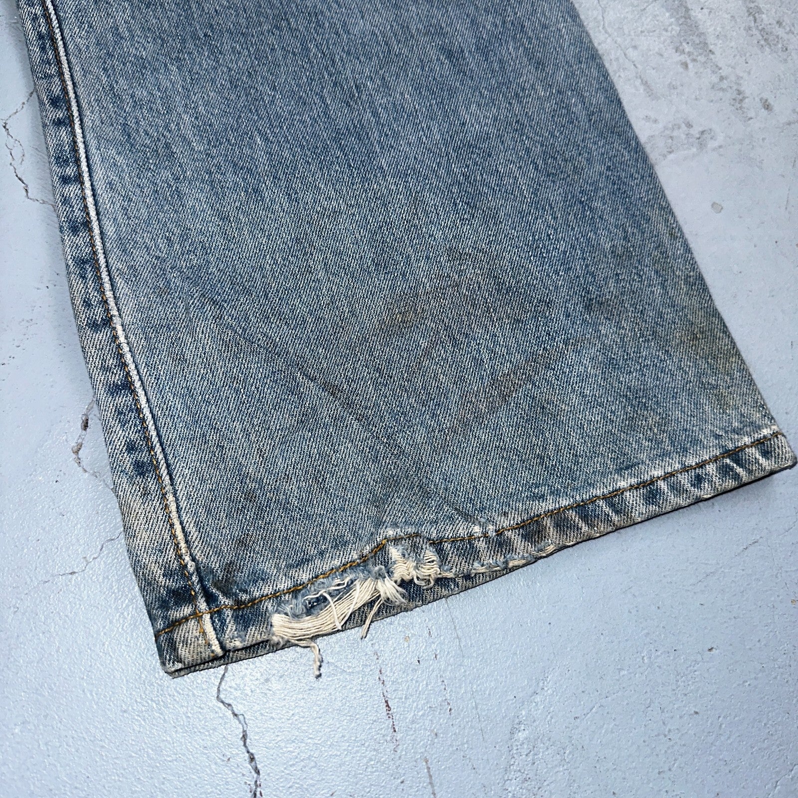 Levis 501 Vintage Y2K XX Straight Leg Jeans 90s Blue Light Wash 38x29 Act 36x27