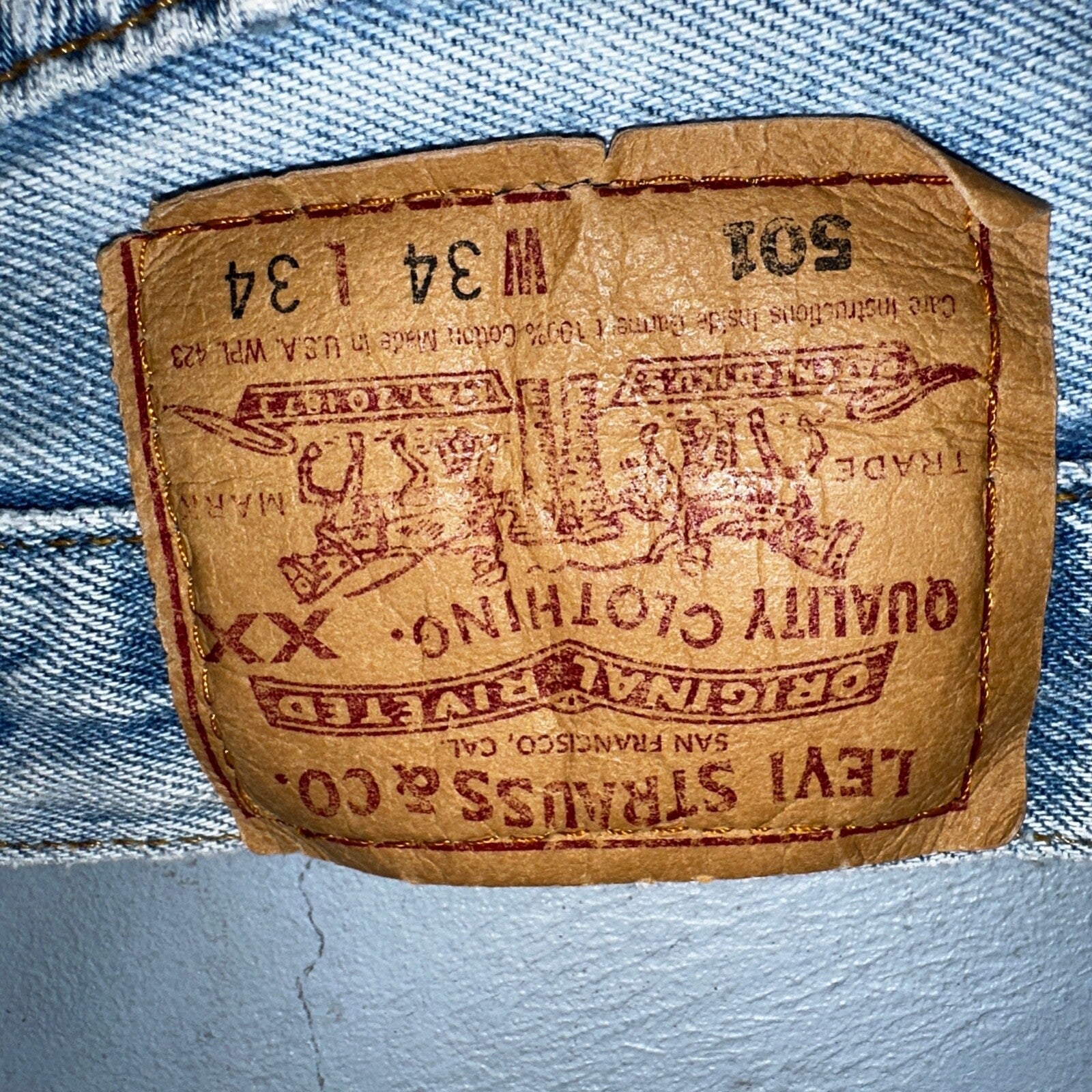 Levis 501 Vintage 90s USA XX Straight Leg Jeans Blue Light Wash 34x34 Act 32x32