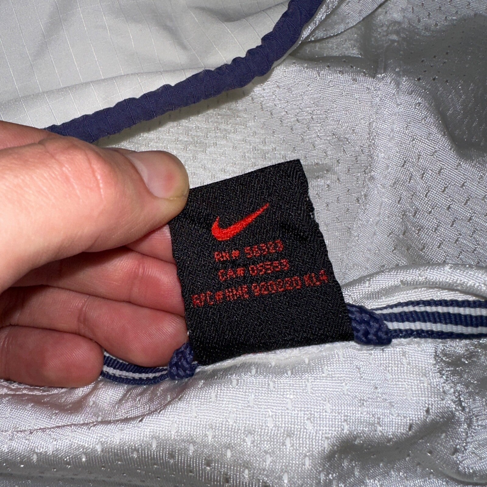 Nike Jacket Vintage Nylon Windbreaker Women’s Quarter Zip Large White 90s