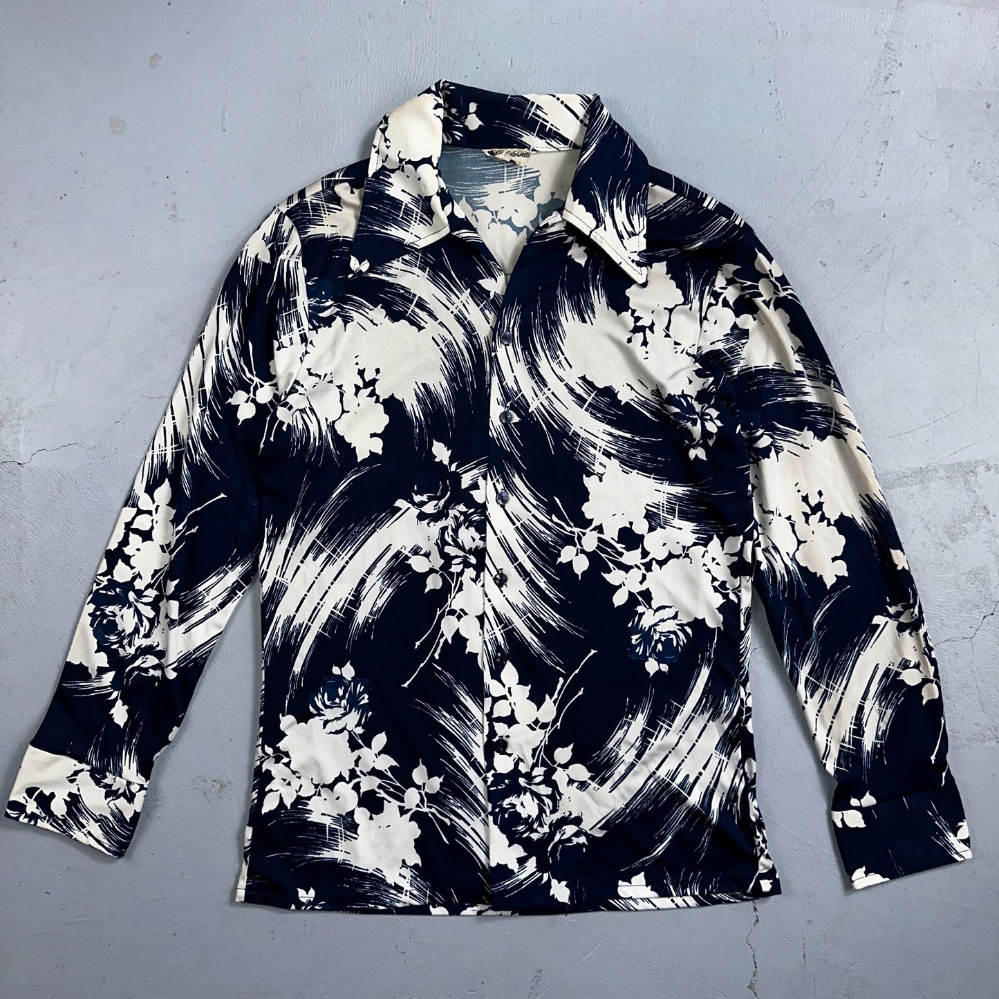 1970s Hawaiian Long Sleeve Floral Waves Button Down Shirt Medium 70s Rockabilly