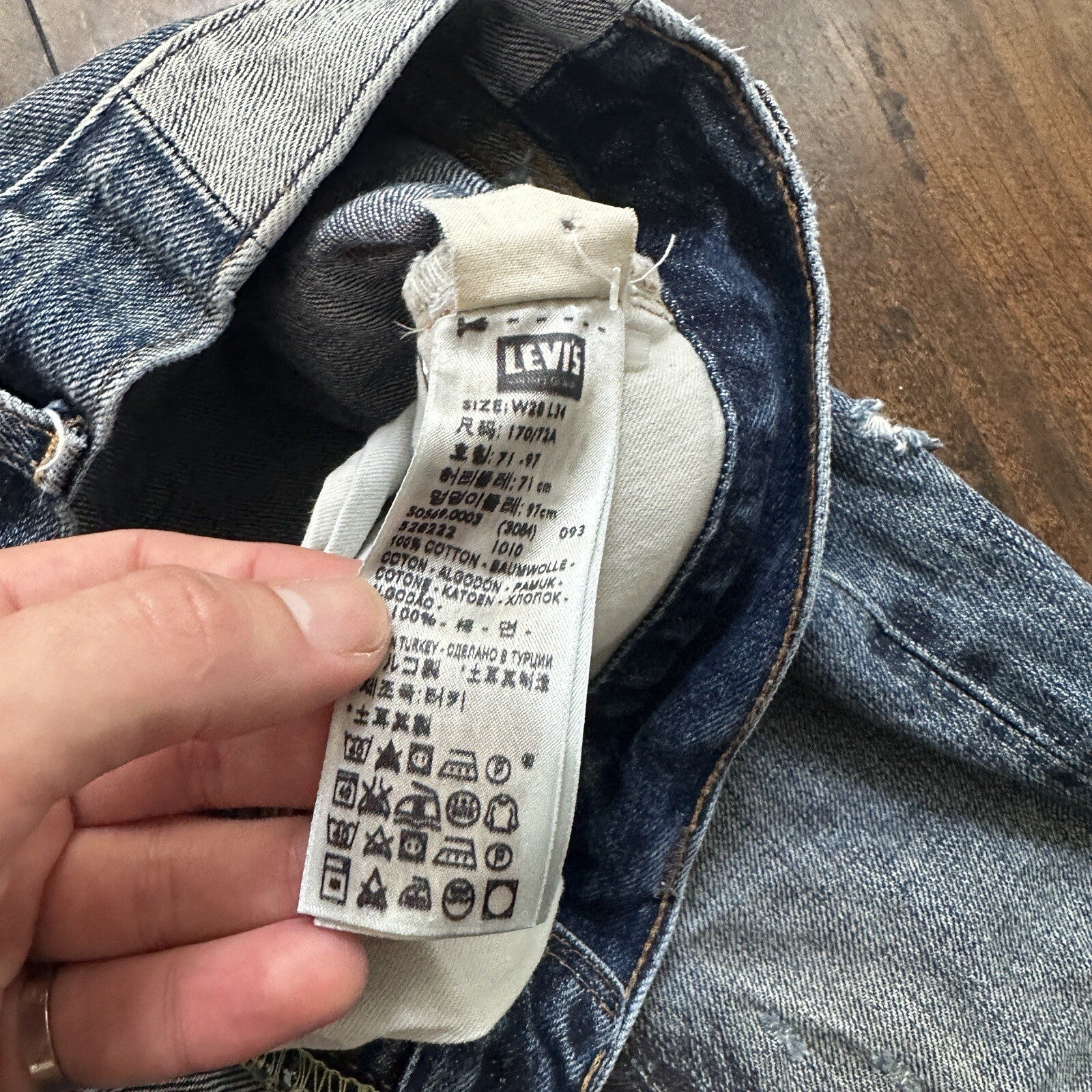 Levis LVC Big E Vintage Redline Selvedge Denim 505 Jeans USA Thrashed 28x34 501