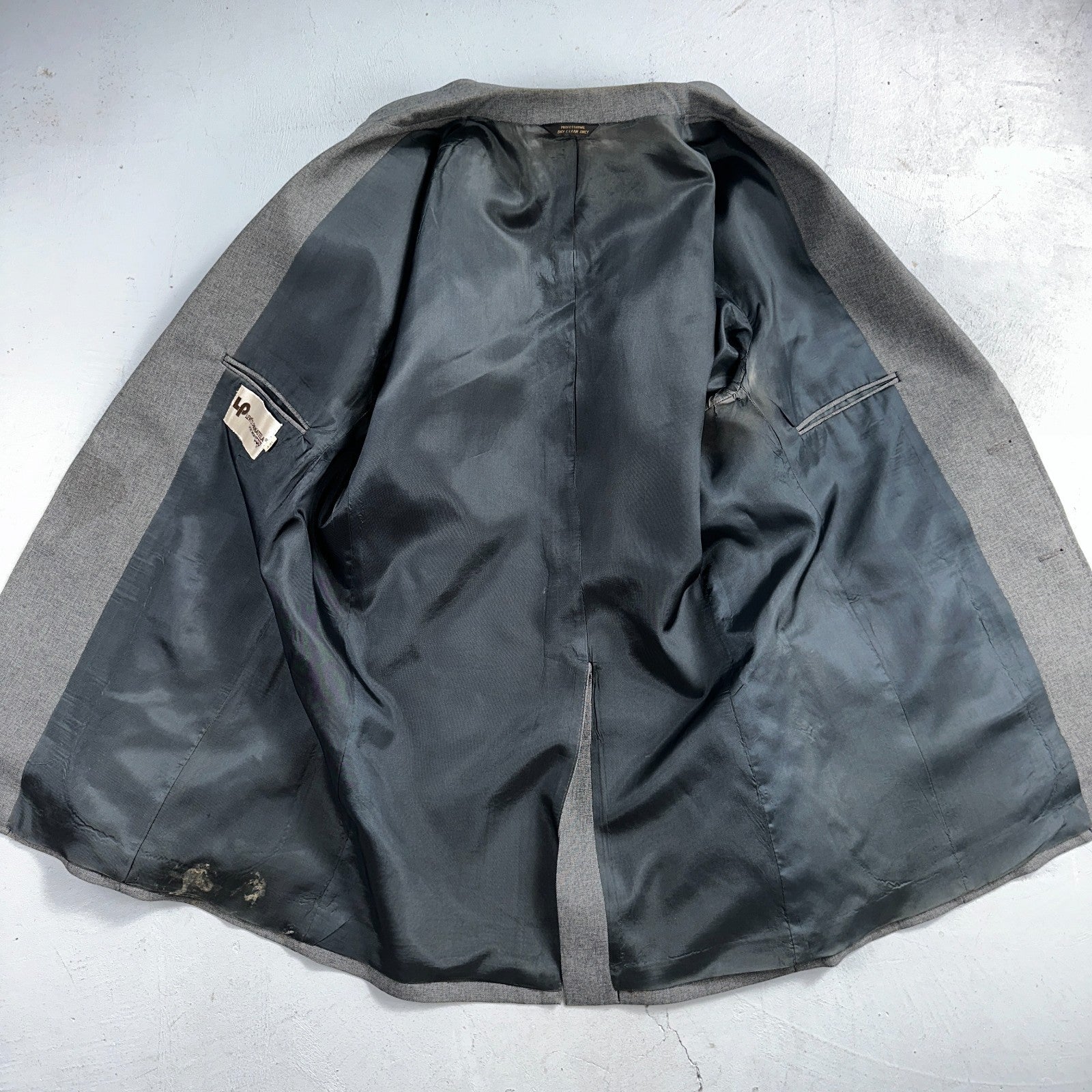 VTG Mens 2 PC Suit 44L Jacket Coat Vest Gray Levis Panatela Wool 80s