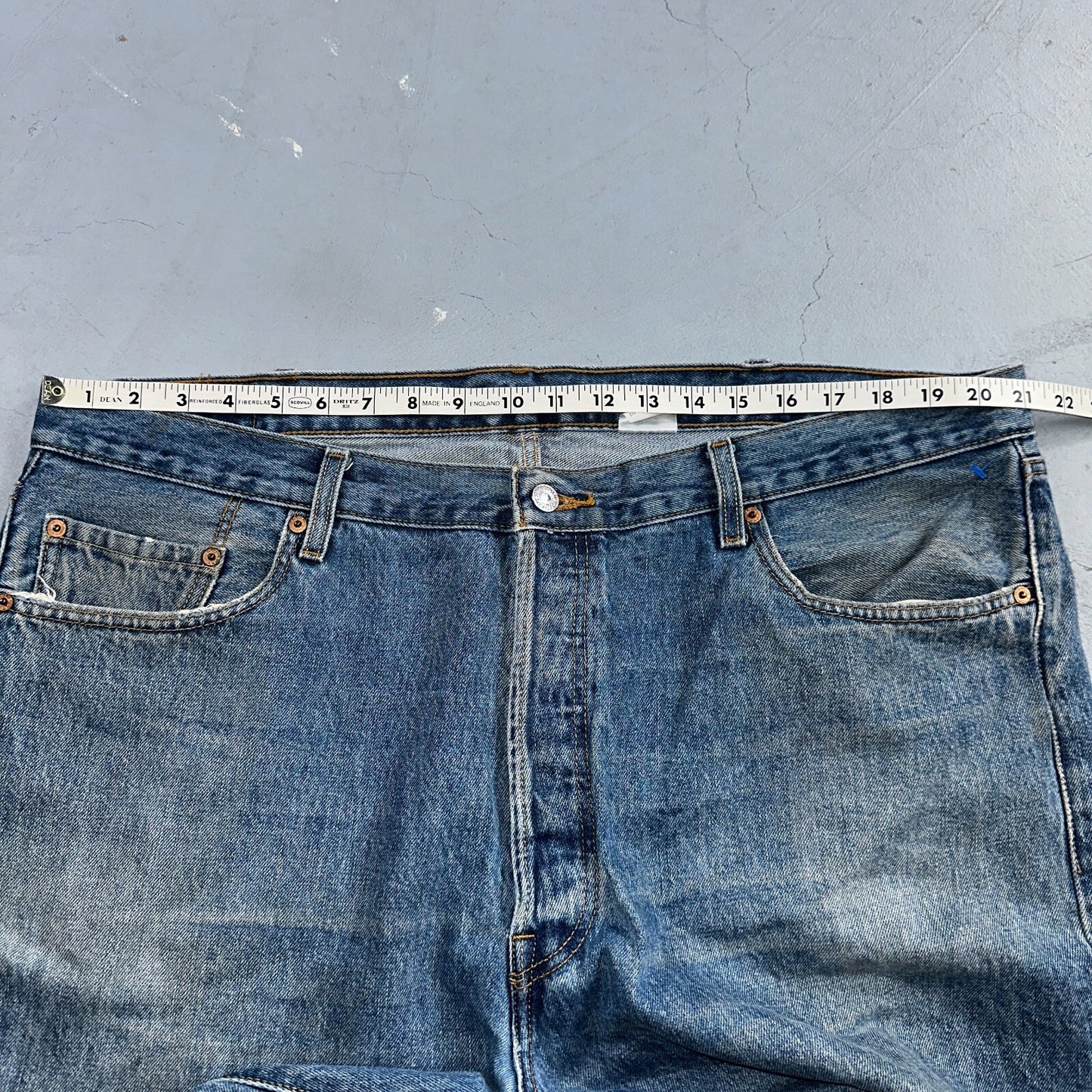 Levis 501 Vintage 90s XX Straight Leg Jeans Y2K Med Wash 42x30 Act 42x31