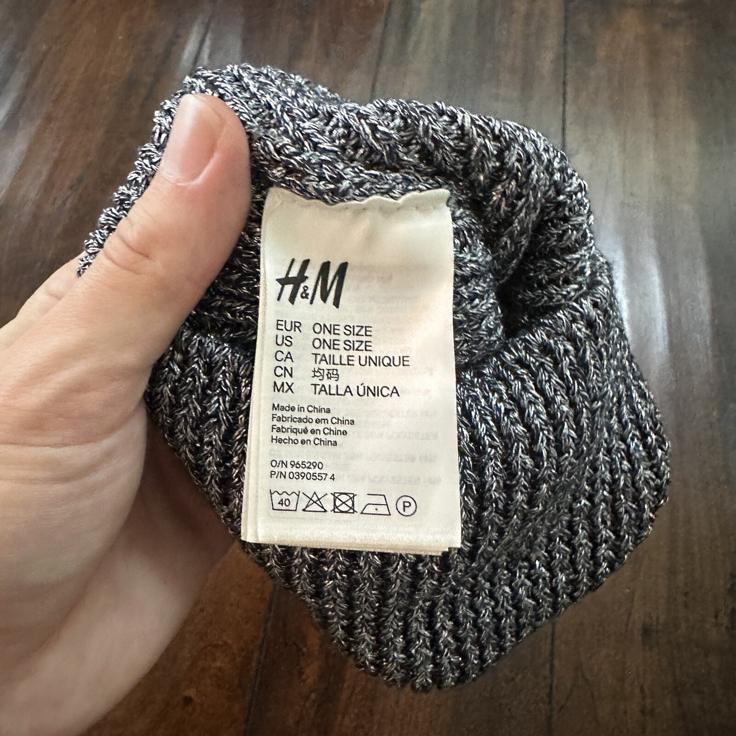 H&M Silver Gray Knit Beanie Shiny Cute Winter Rare OS