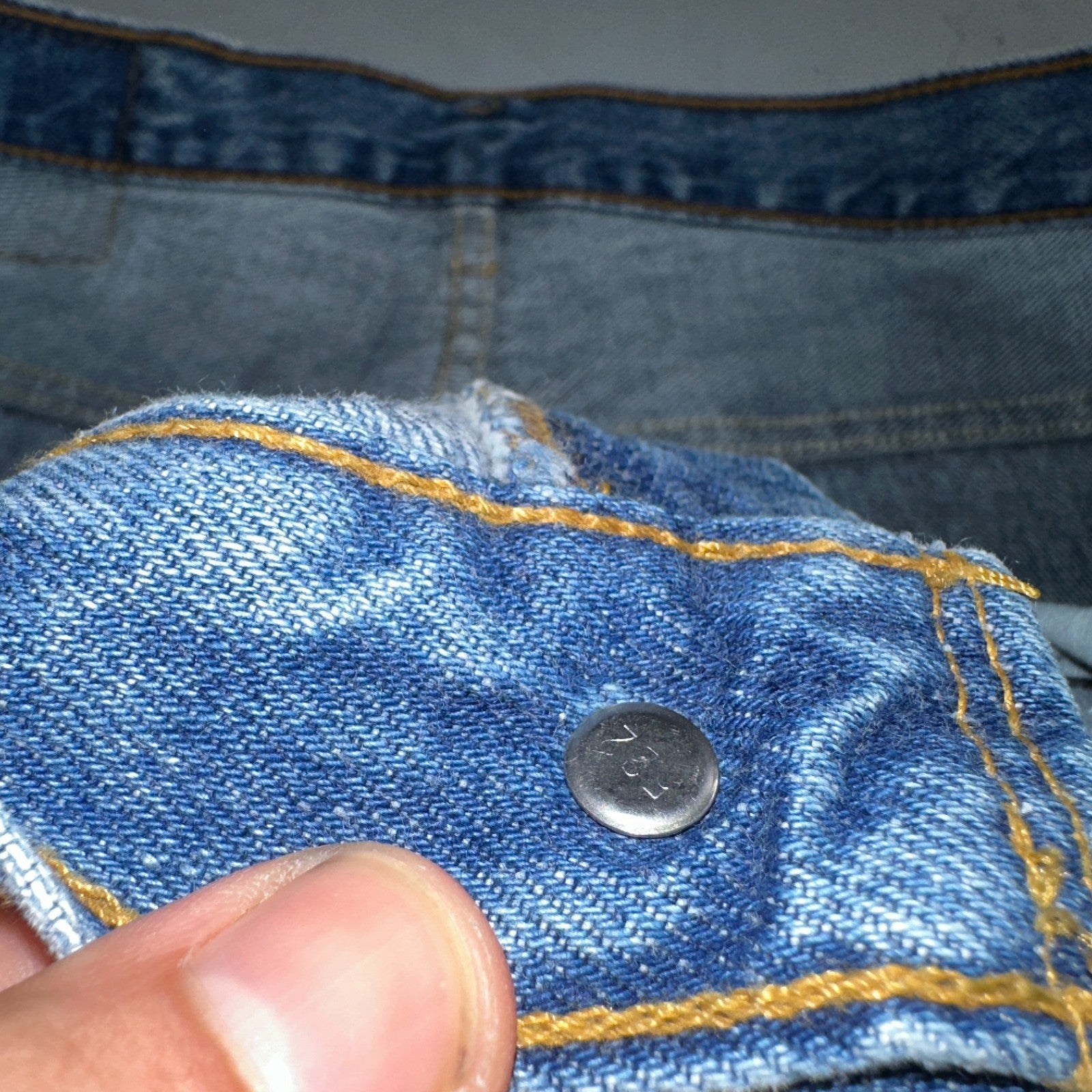 Levis 501 Vintage 90s USA XX Straight Leg Jeans Blue Med Wash 38x30 Act 36x29