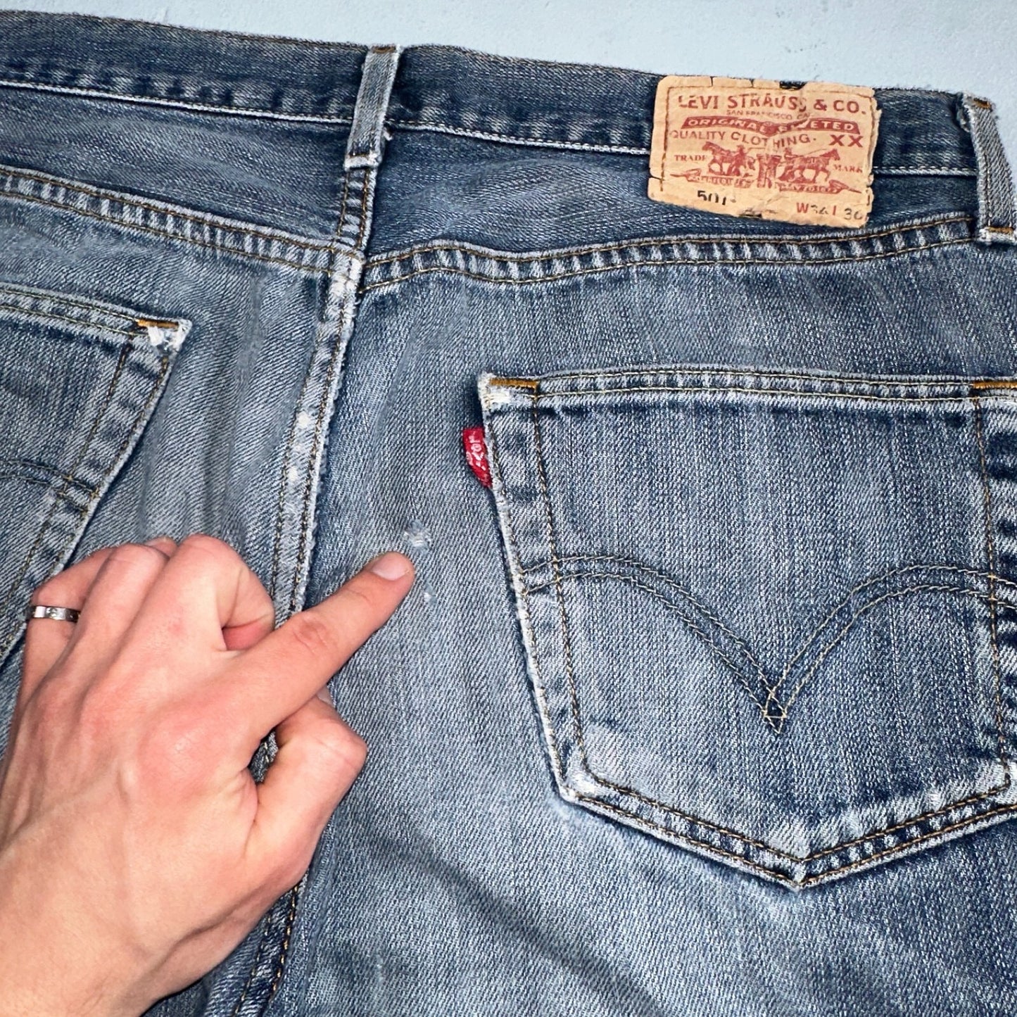 Levis 501 Vintage Y2K XX Straight Leg Jeans Blue Med Wash 34x36 Act 33x30
