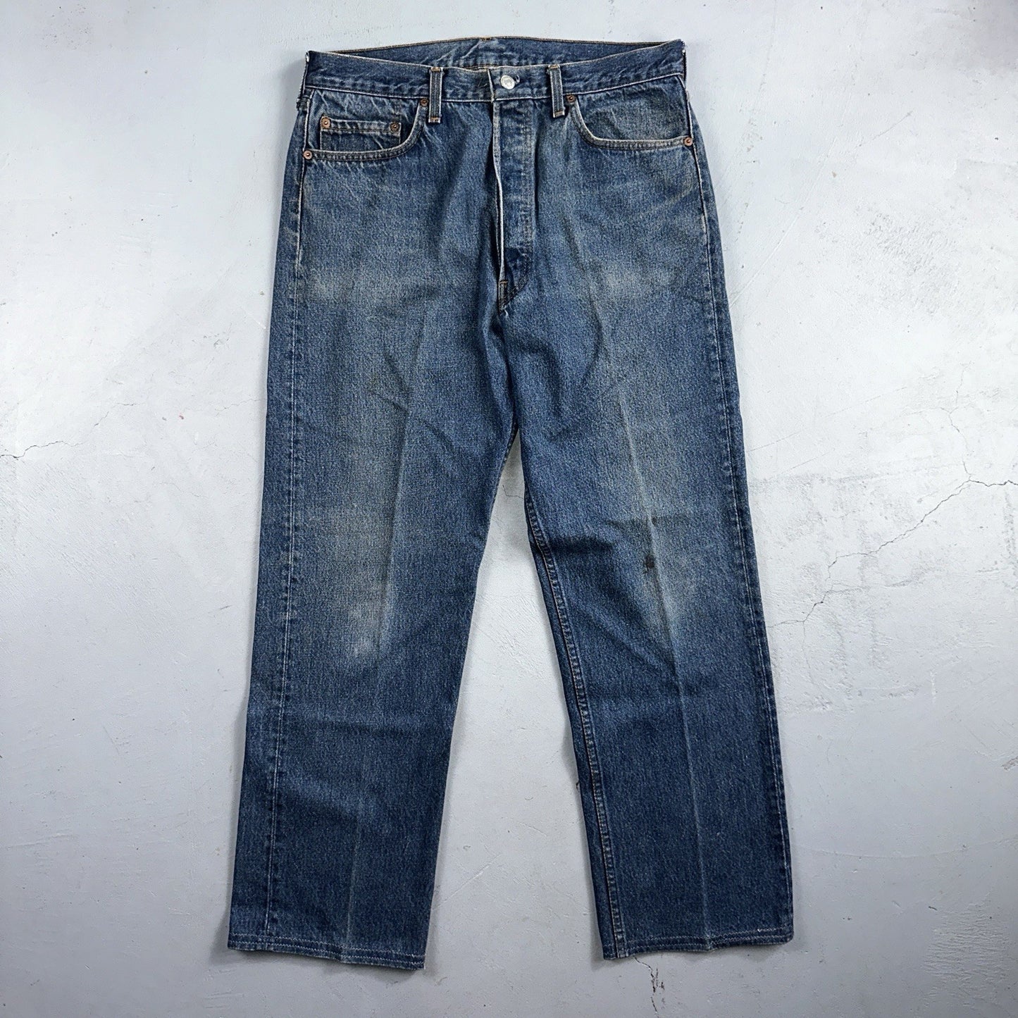 Levis 501 Vintage 80s USA XX Straight Leg Jeans Blue Light Wash 36x40 Act 32x29