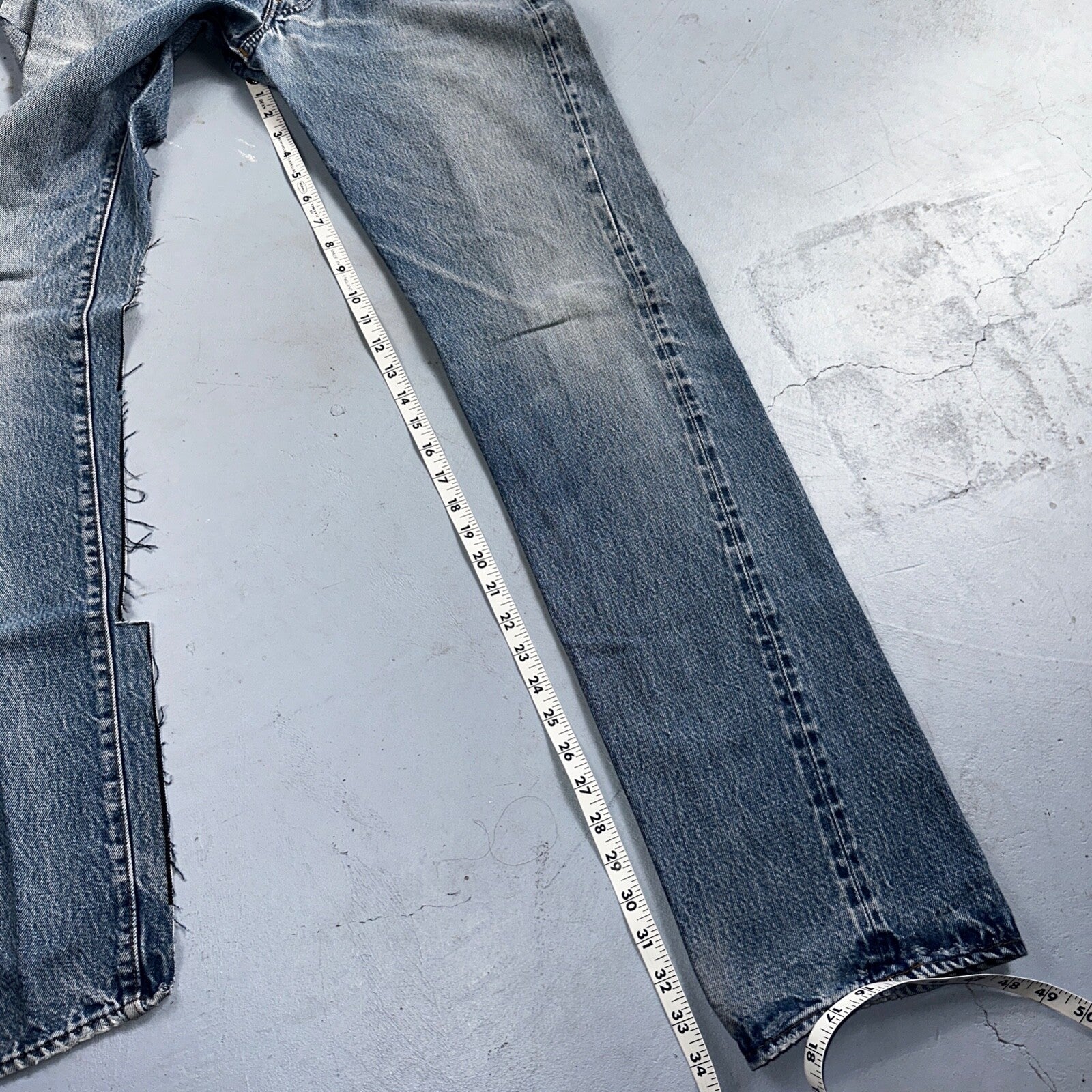 Levis 501 Vintage 80s Redline Selvedge USA XX Jeans Light Wash 33x40 Act 30x34