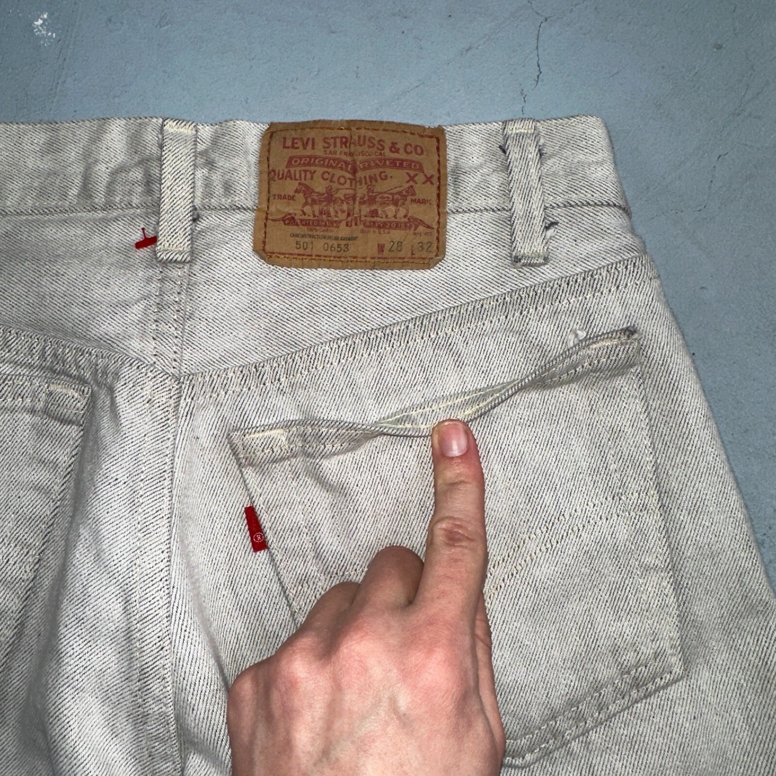 Levis 501 Vintage 80s USA XX Straight Leg Jeans Gray Light Wash 28x32 Act 27x31