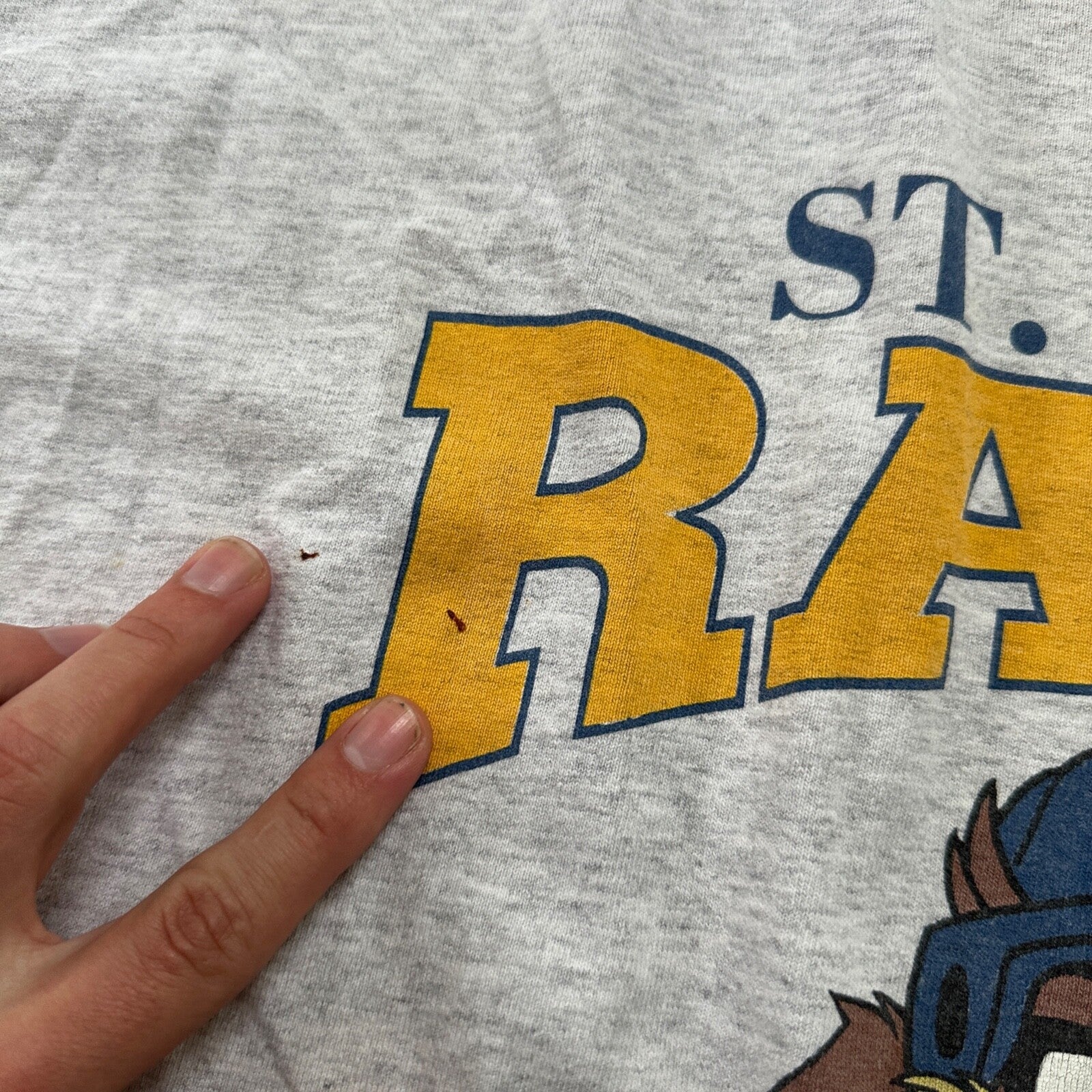 St Louis RAMS VTG T Shirt 90s Warner Bros Cute Taz Sports Missouri Rare Rap