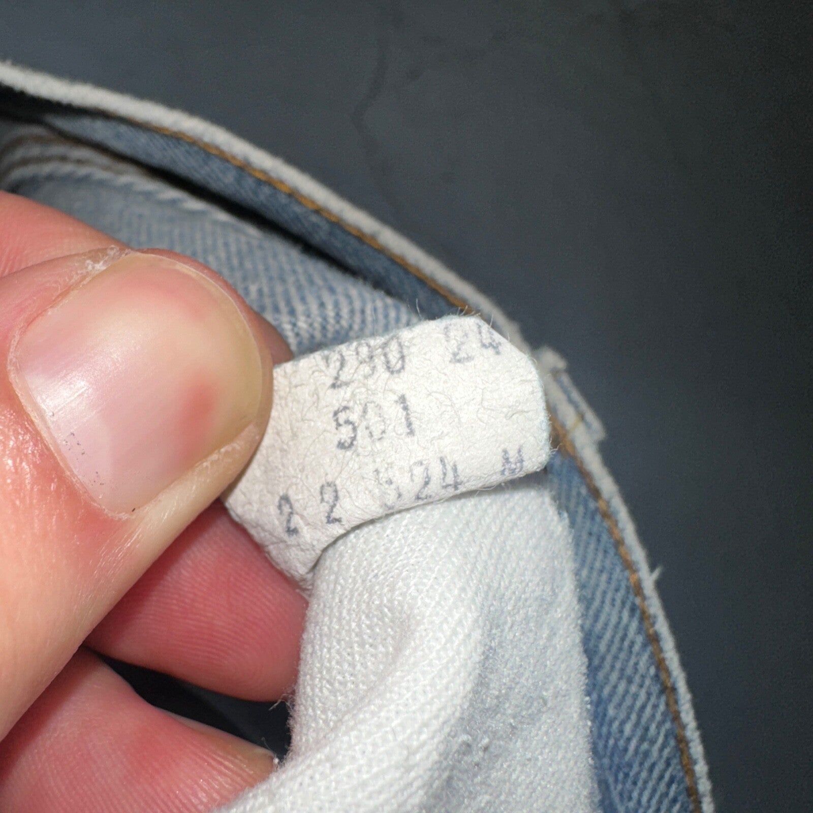 Levis 501 Vintage 80s Redline Selvedge USA XX Jeans Med Wash 32x36 Act 30x31