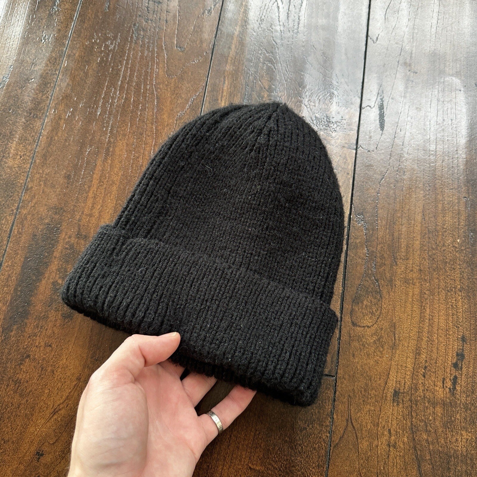 Trouve' Beanie Unisex Black Surf Winter Hat Skull Cap One Size Basic
